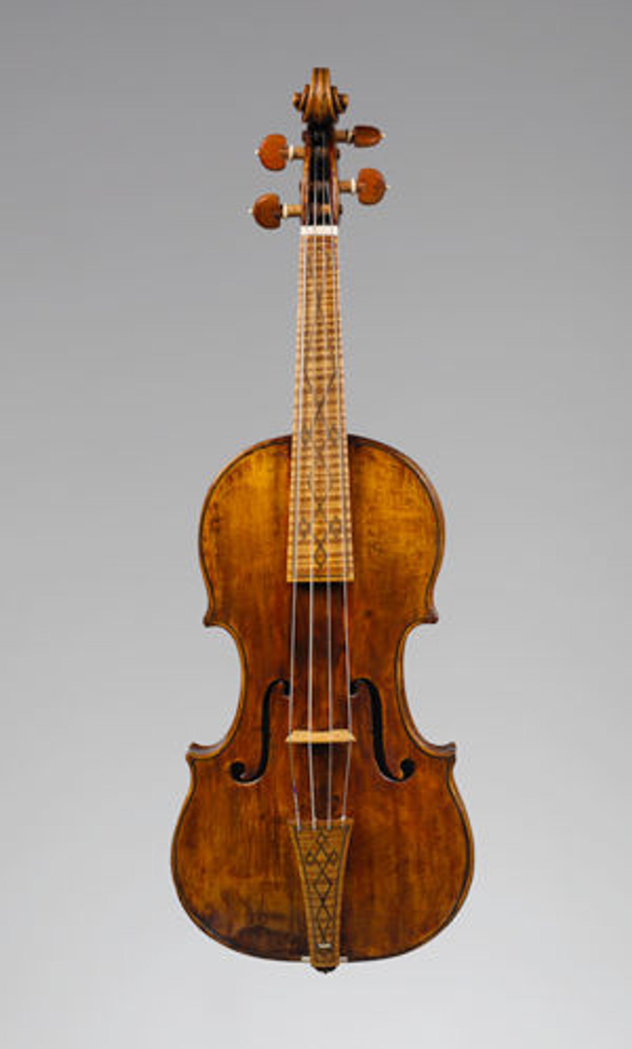 Building a Family Dynasty: Three Generations of Amati Luthiers - The ...