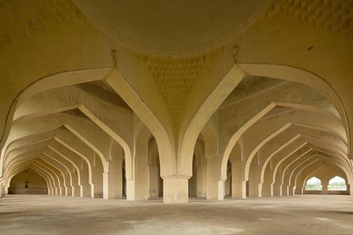 Image for Across Place and Time: Exploring Deccan Architecture with George Michell