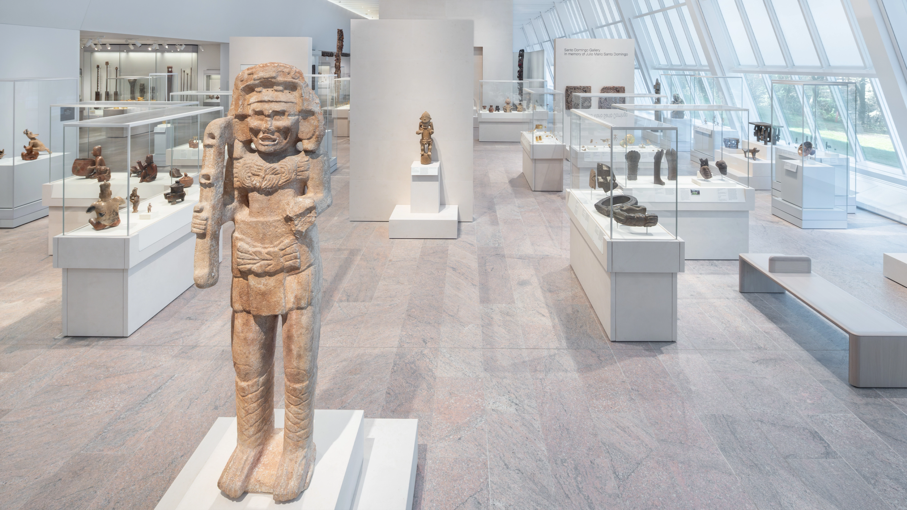 Arts of the Ancient Americas, Gallery 360, The Michael C. Rockefeller Wing. Photo by Bridgit Beyer