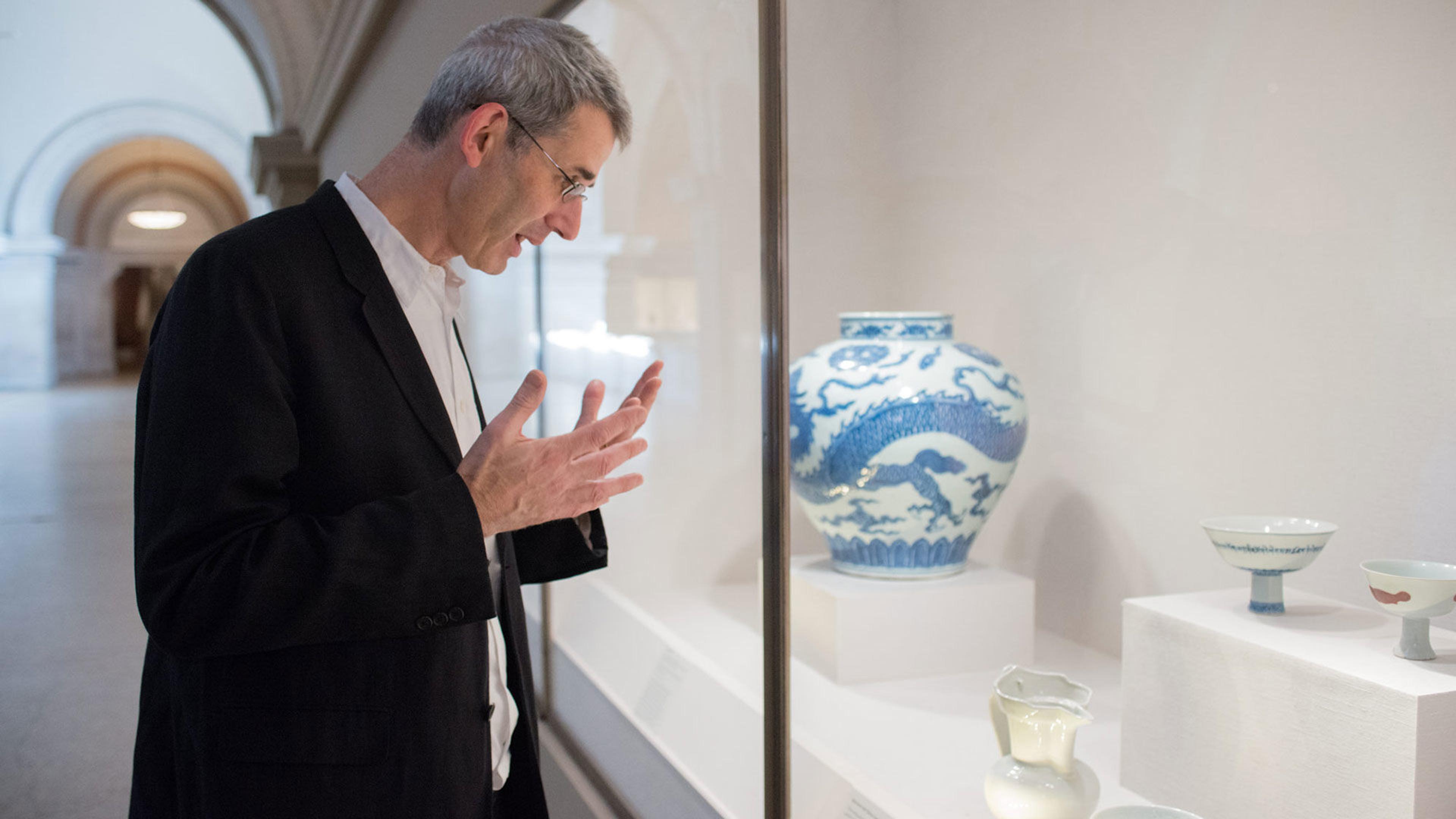 Edmund de Waal on an ewer in the shape of a Tibetan monk's cap
