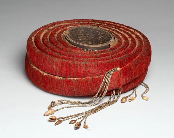 Cover Image for 1780. Tevau (feather money coils), Ndende artists