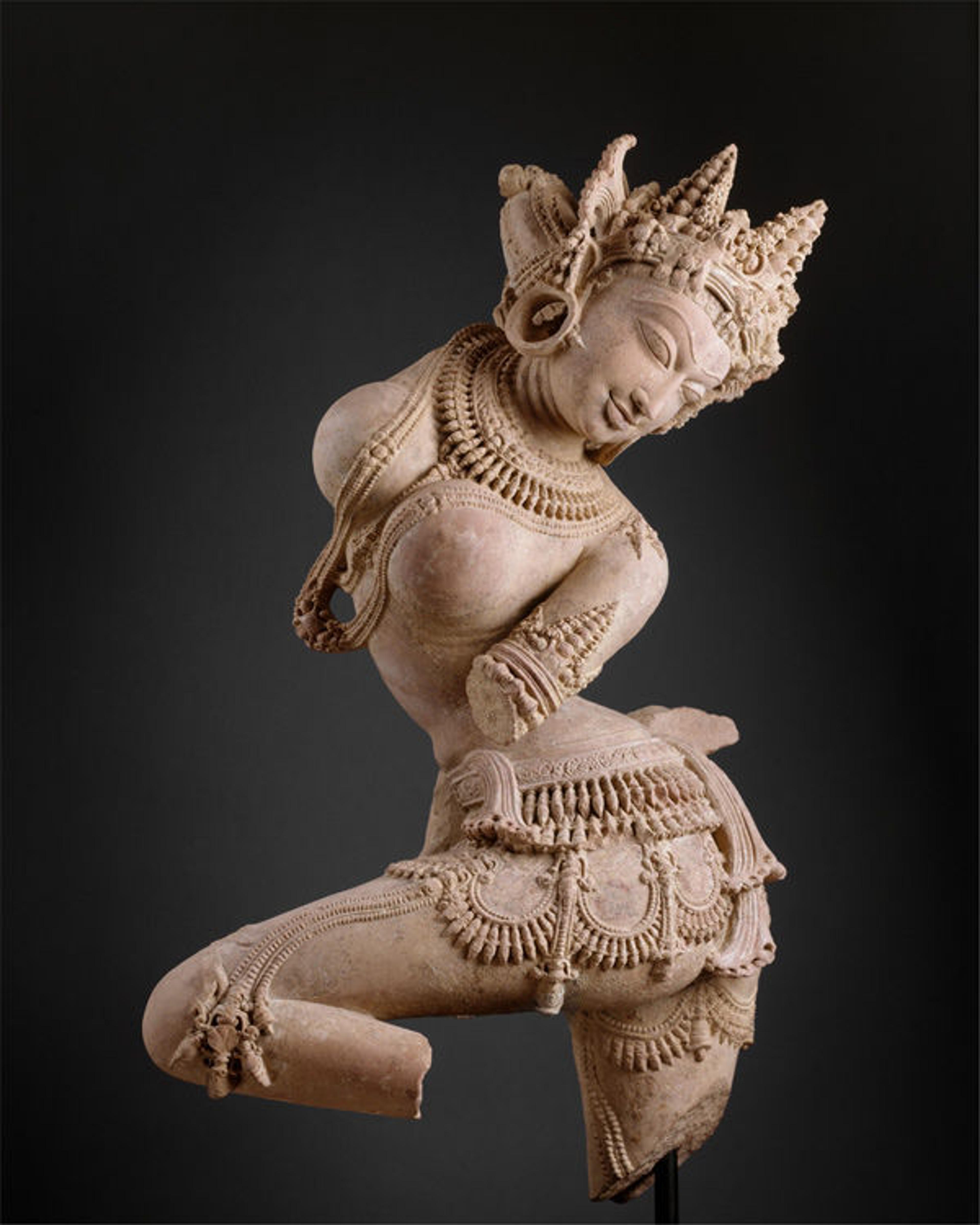 Dancing Celestial Deity (Devata), early 12th century | India (Uttar Pradesh) | The Metropolitan Museum of Art, New York, Promised Gift of Florence and Herbert Irving (L.1993.88.2)