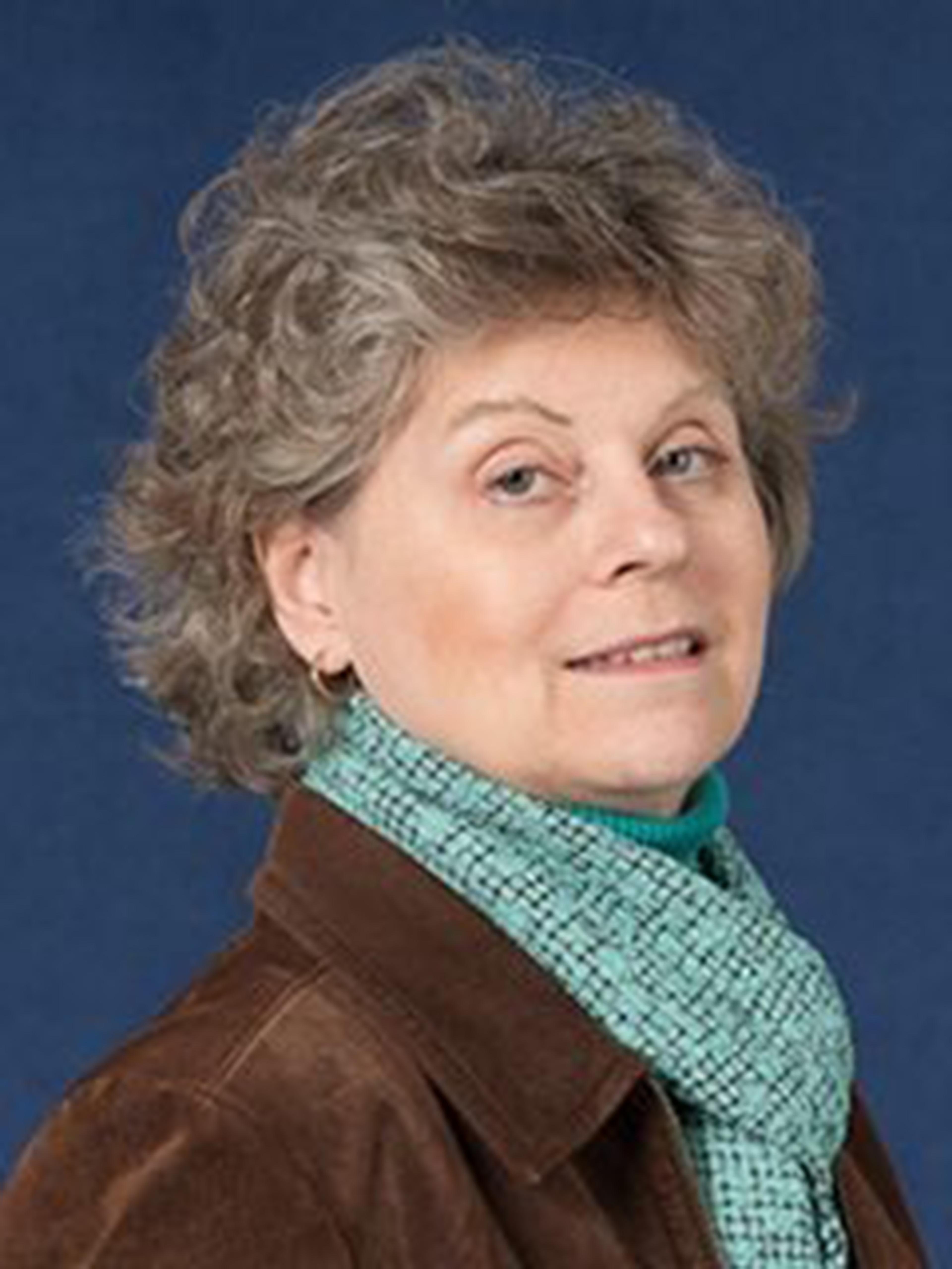 Headshot of Christine Giuntini