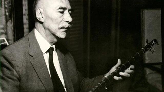 Ostad Elahi playing the tanbur