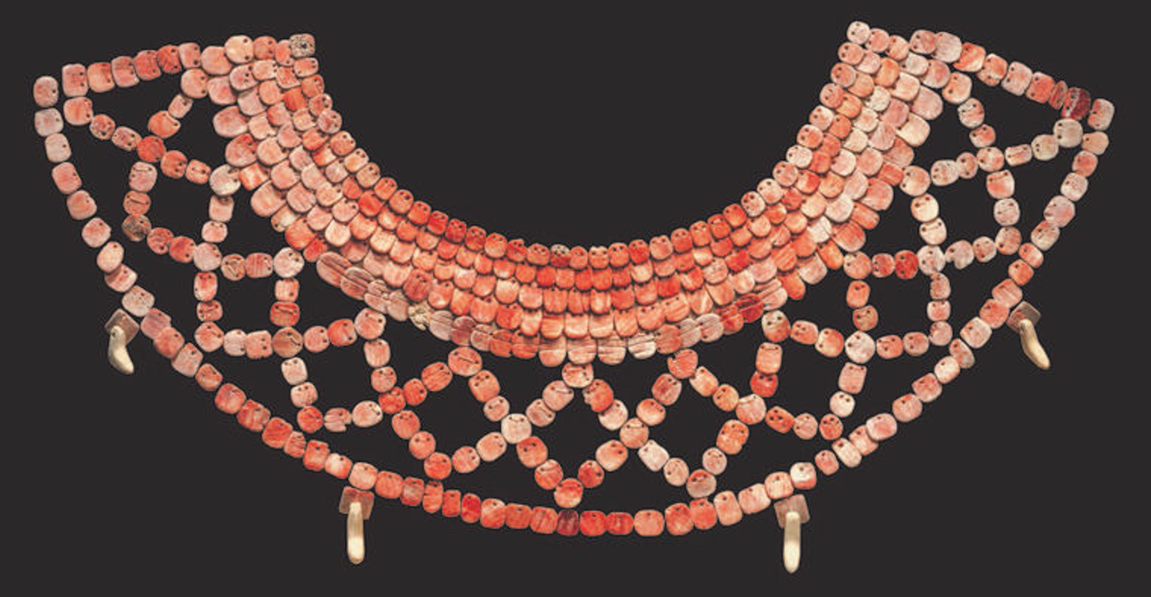 Spondylus princeps collar from the seventh century A.D.