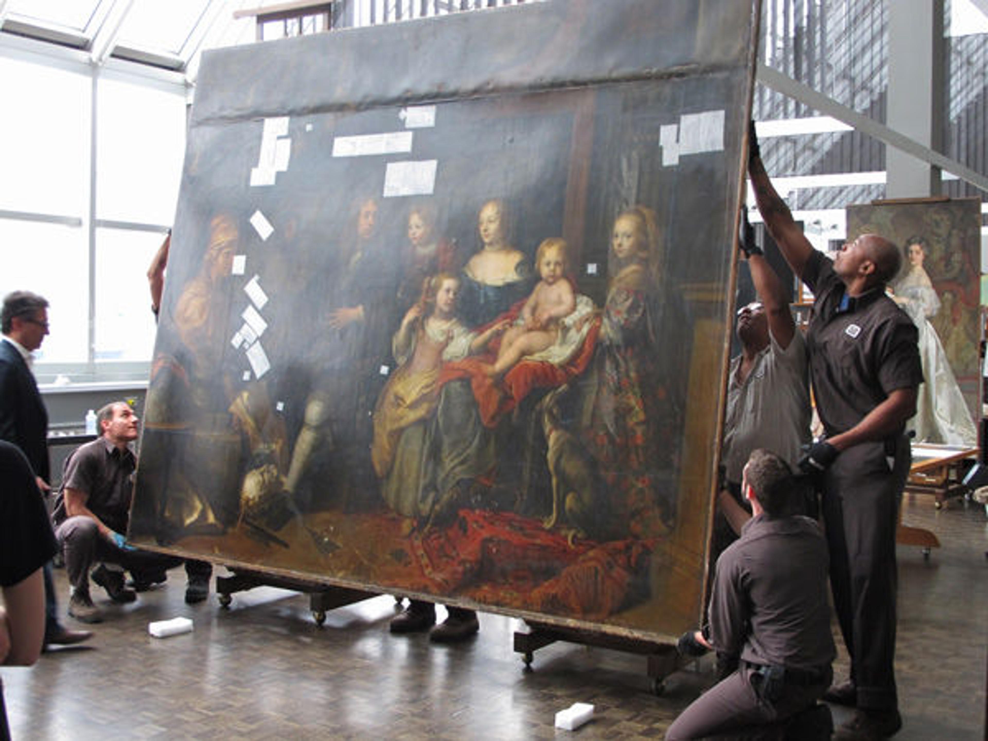 Putting it on an easel in conservation