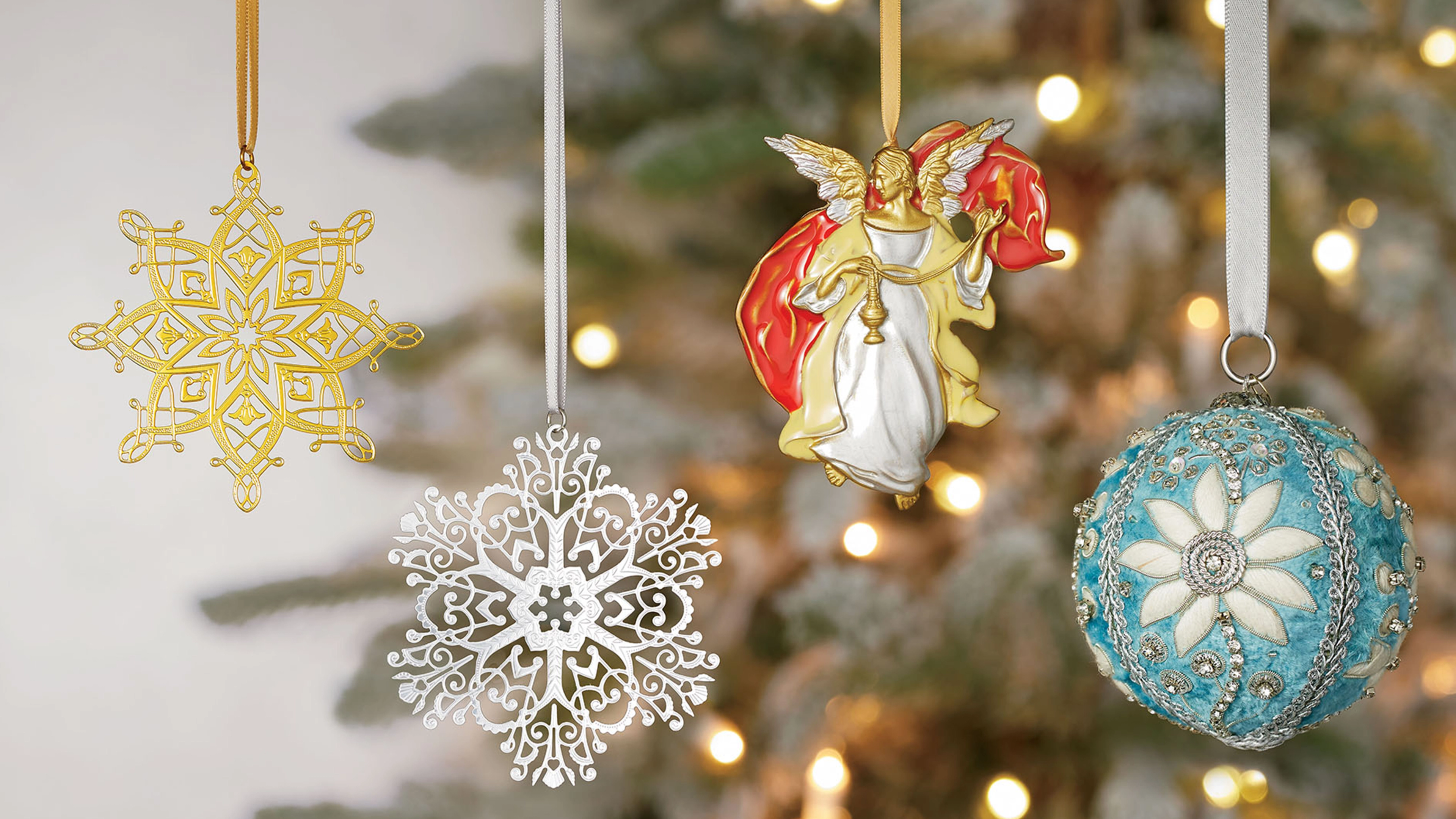 Holiday ornaments on a tree 