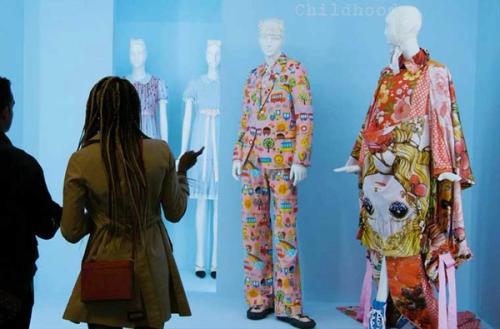 Image for Camp: Notes on Fashion Gallery Views | Met Fashion