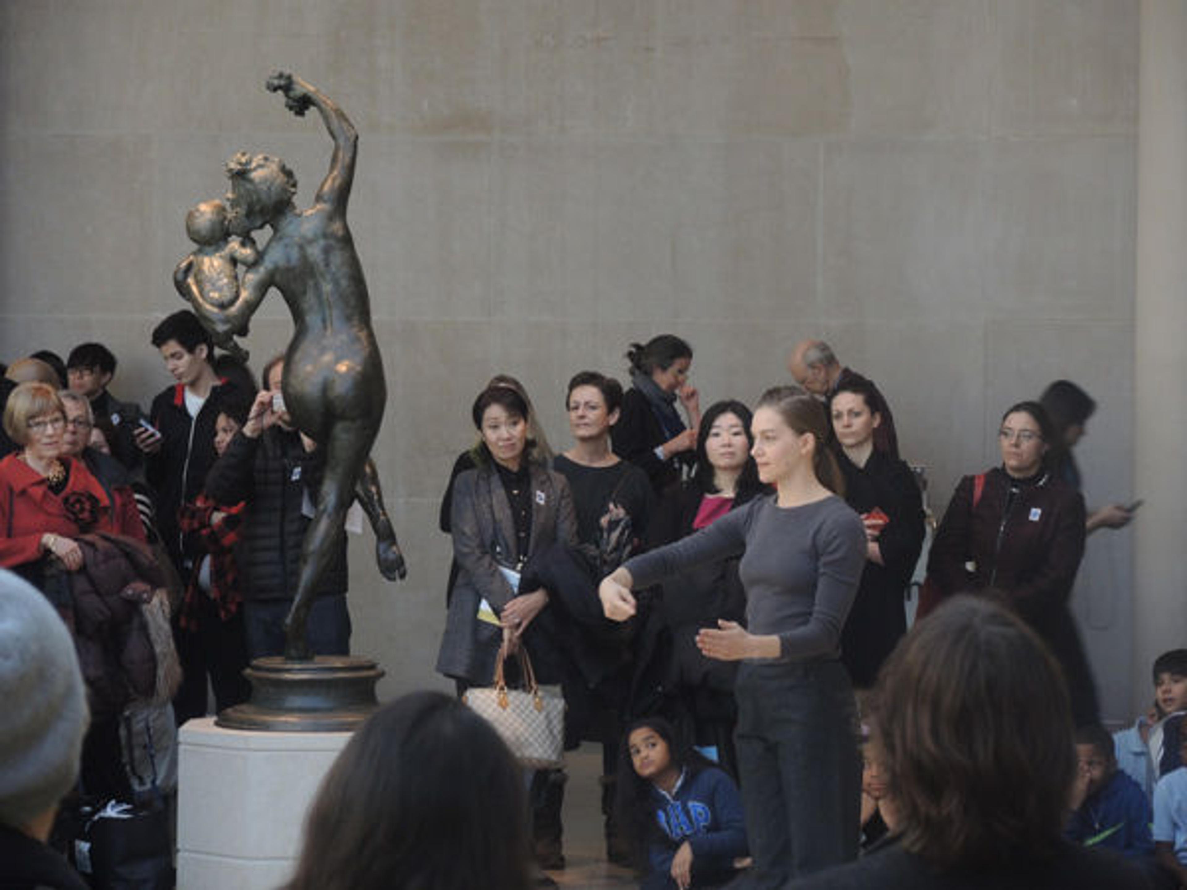 Trisha Brown Dance Company pop-up performance in The Charles Engelhard Court, held in conjunction with the ISPA New York Congress 2015. All photos courtesy of Met Museum Presents