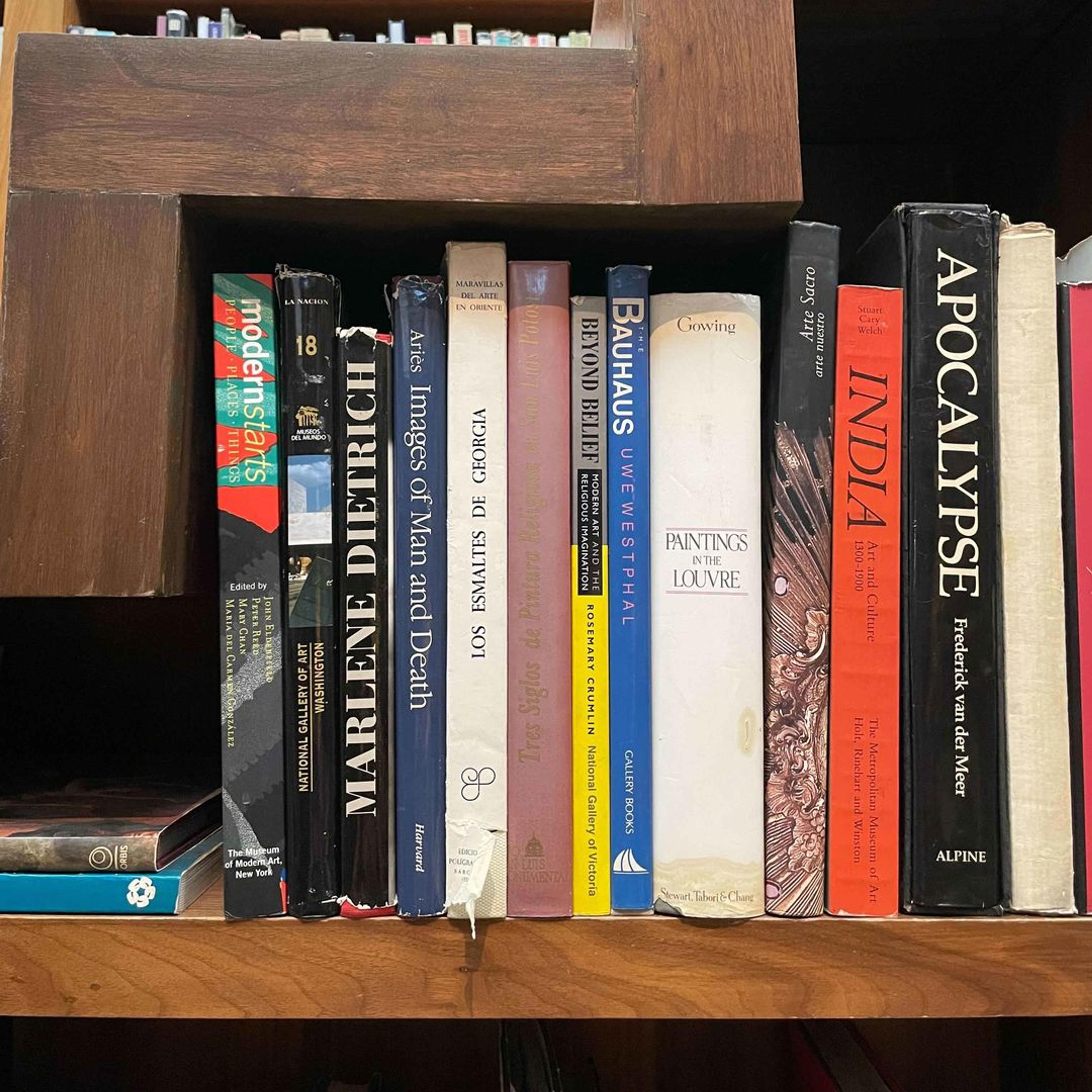 bookshelf built into stairs