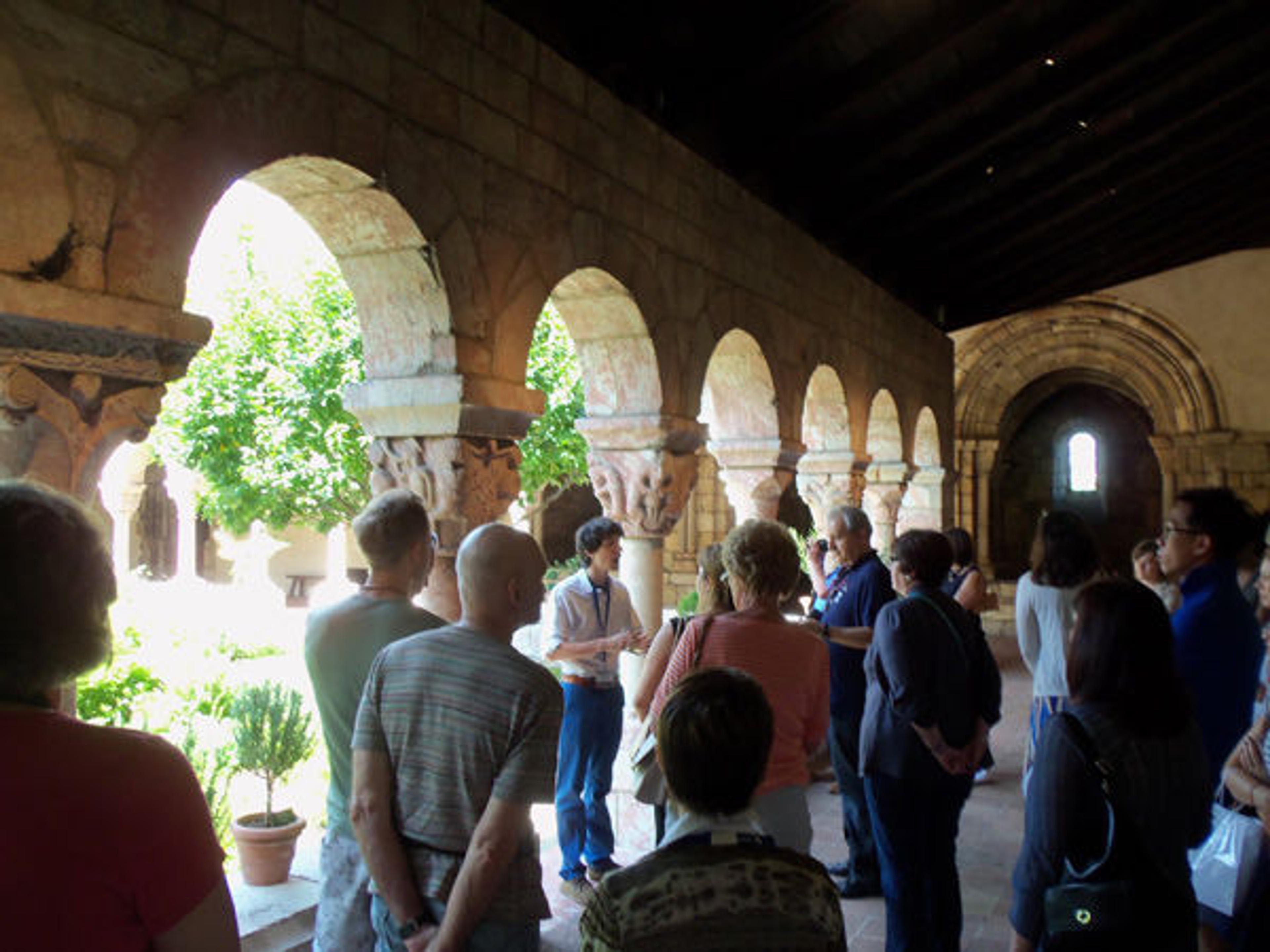 Jamie Nadel, a 2013 Cloisters intern (University of Michigan, 2015), presenting his Special Gallery Talk