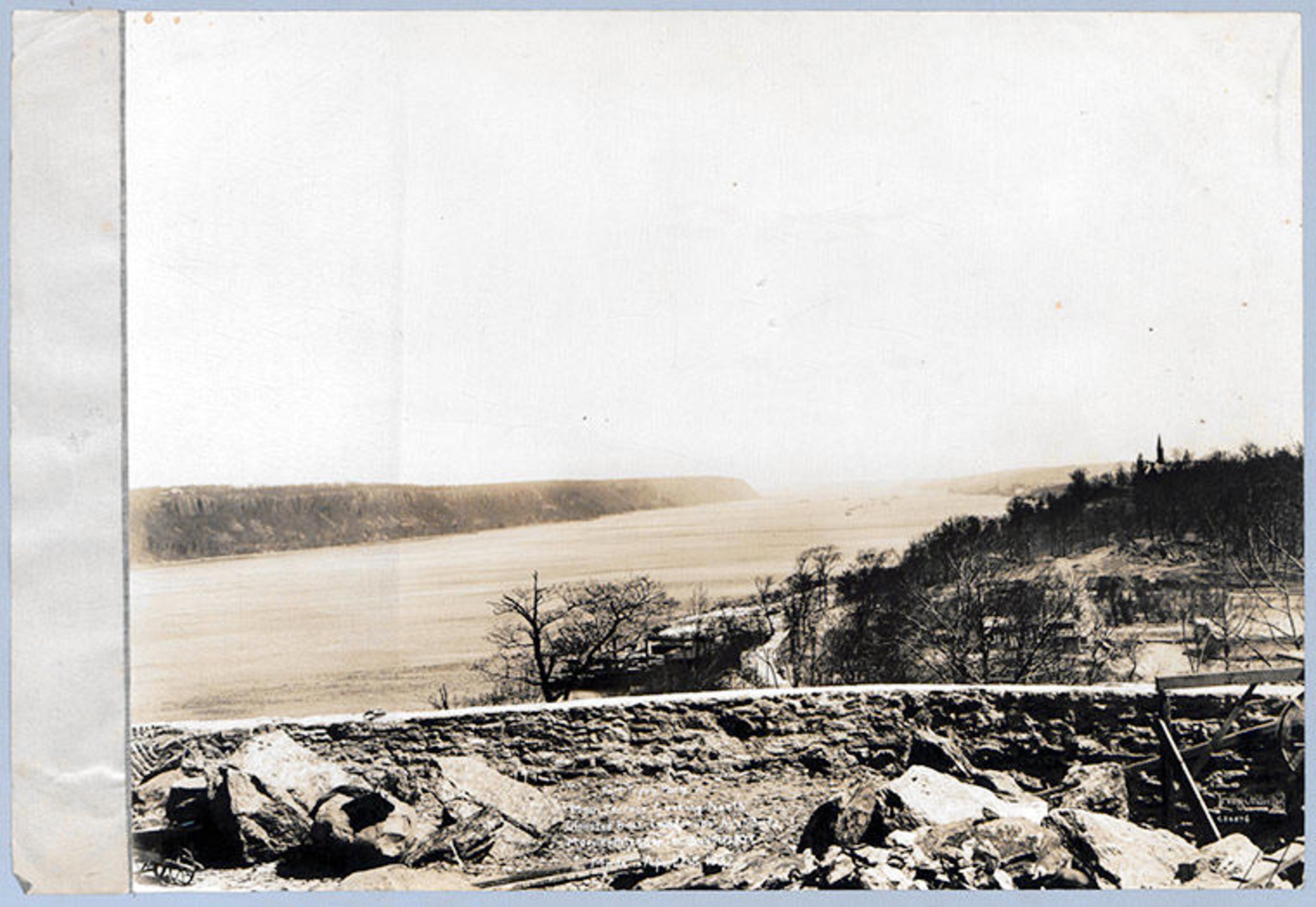 Fort Tryon Album 16
