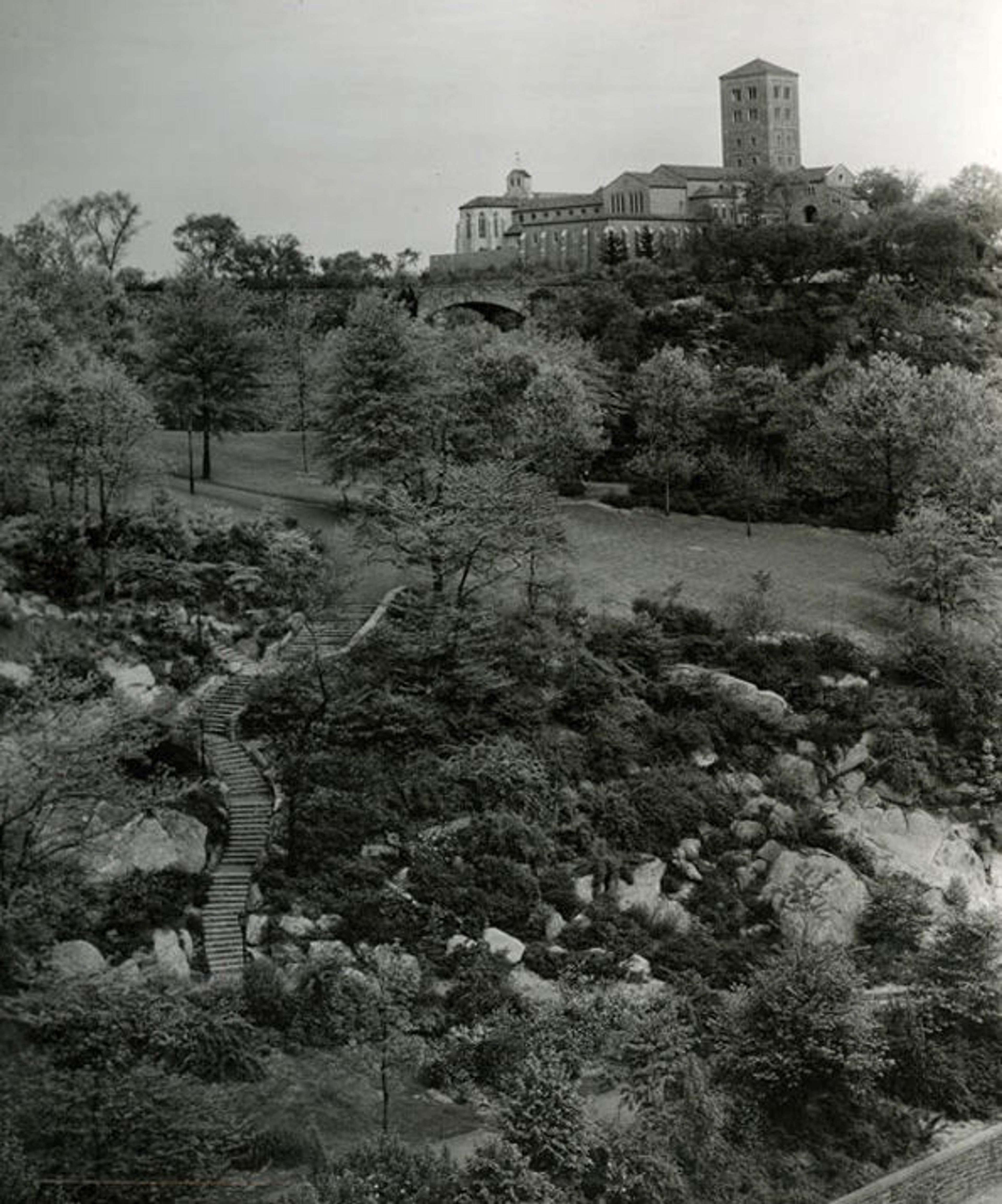 The Cloisters museum and gardens, 1938