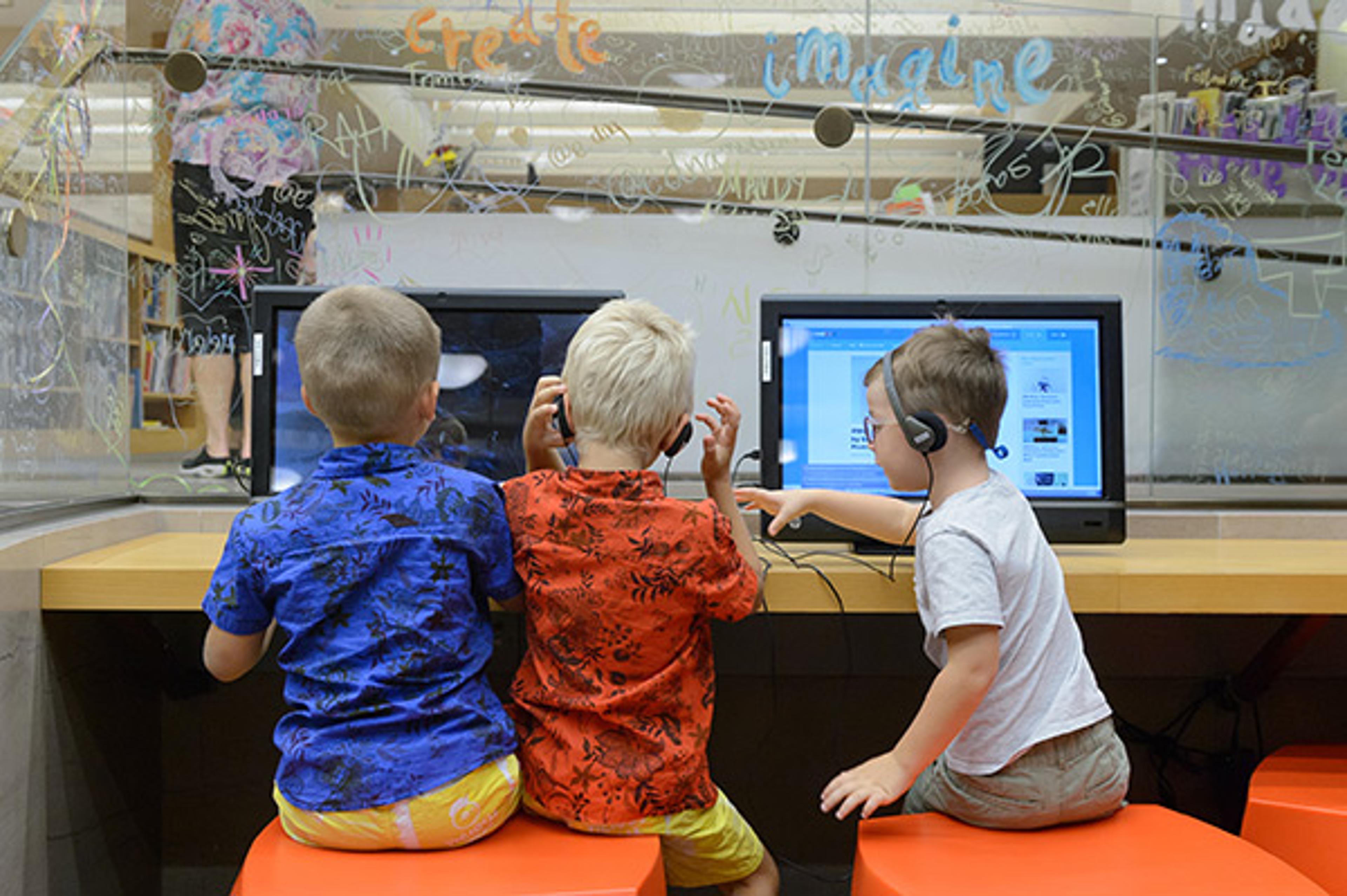 Kids on computers