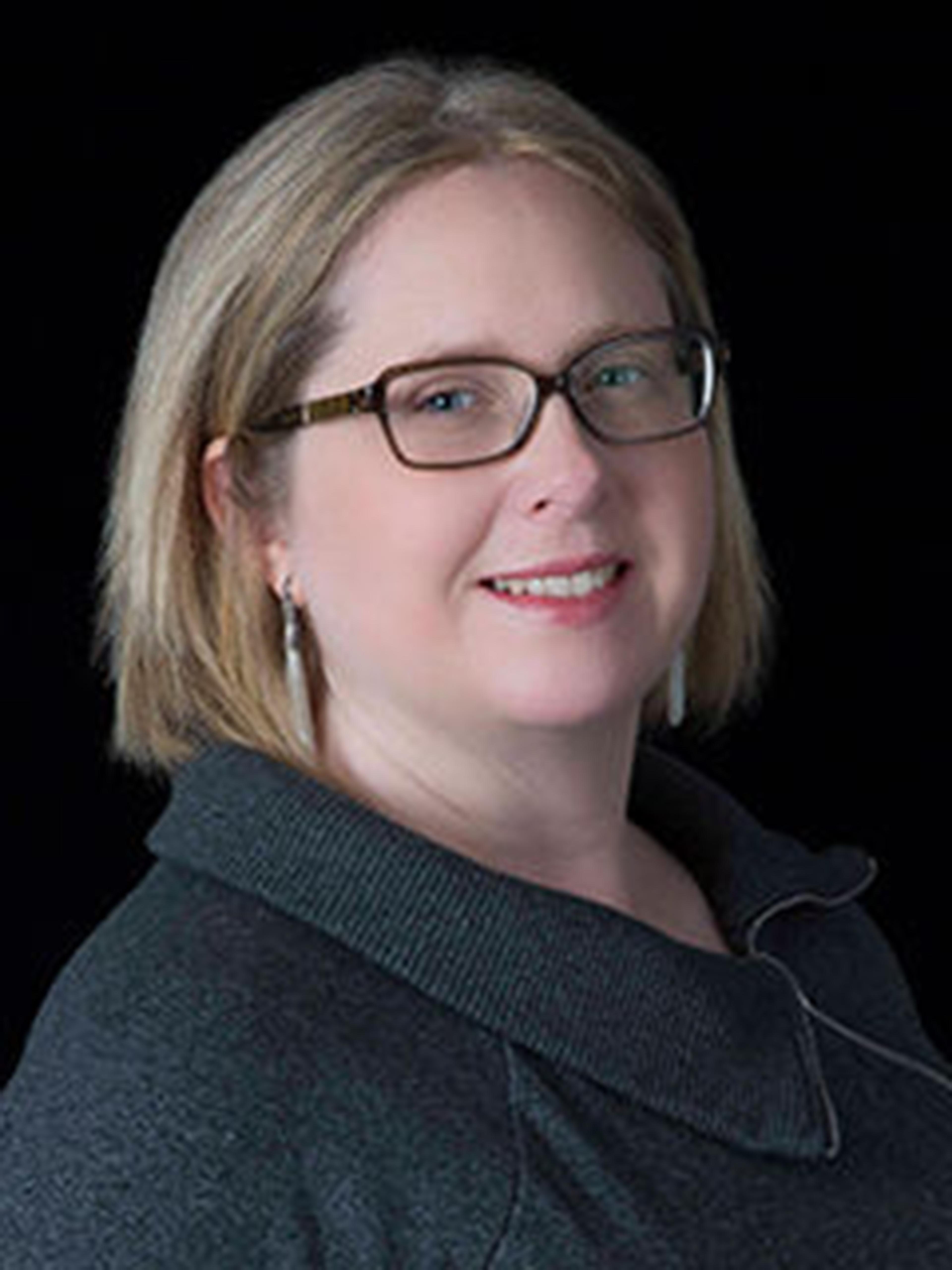 Headshot of Christine Brennan