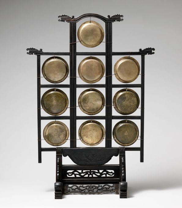 Yunluo ("Cloud Gong")