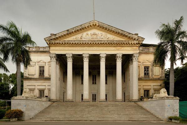 British Residency, Hyderabad, constructed 1798–1805. Formerly the home of James Achilles Kirkpatrick, the Residency is now part of Osmania Women's College. Photograph courtesy of Antonio Martinelli