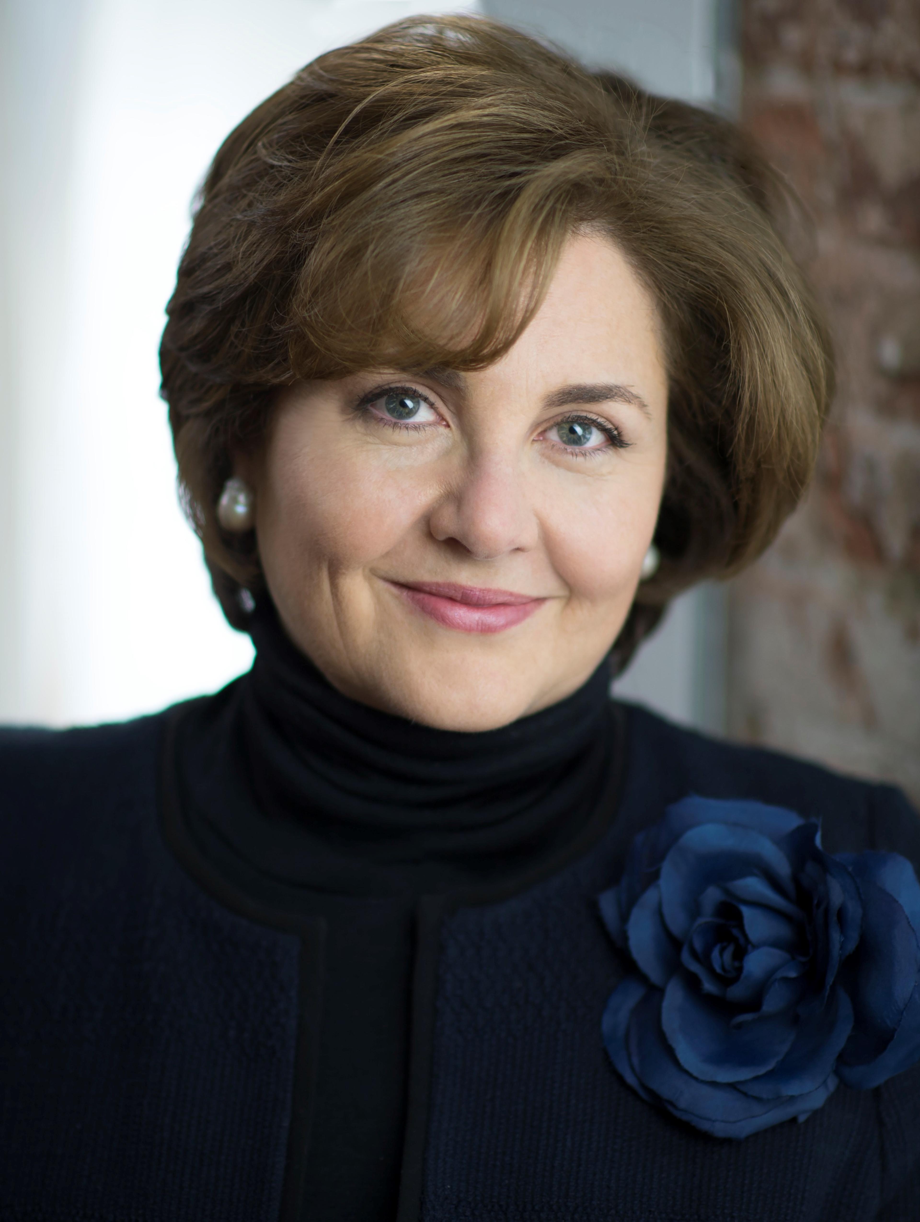 Headshot of Rebecca Rabinow
