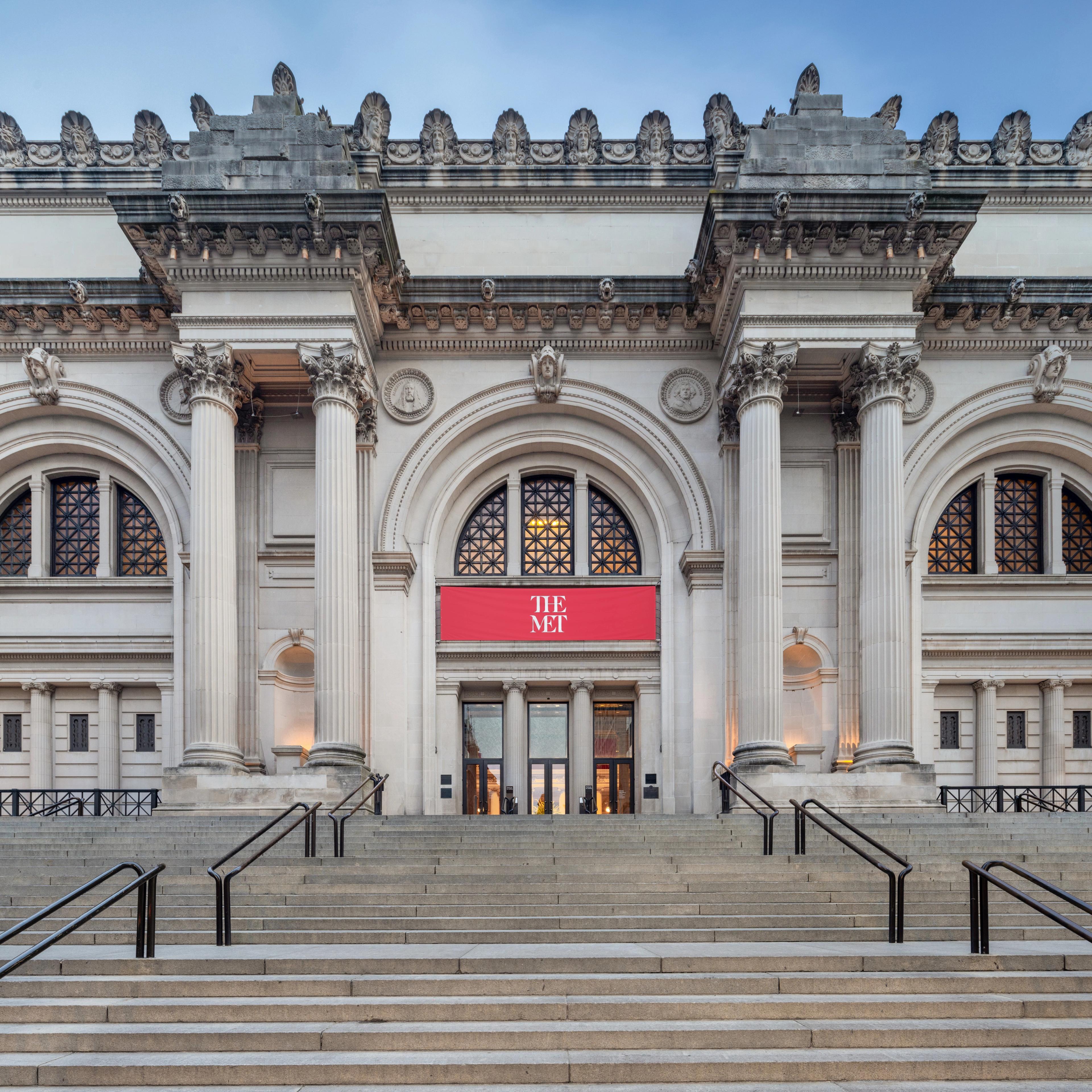 the met facade
