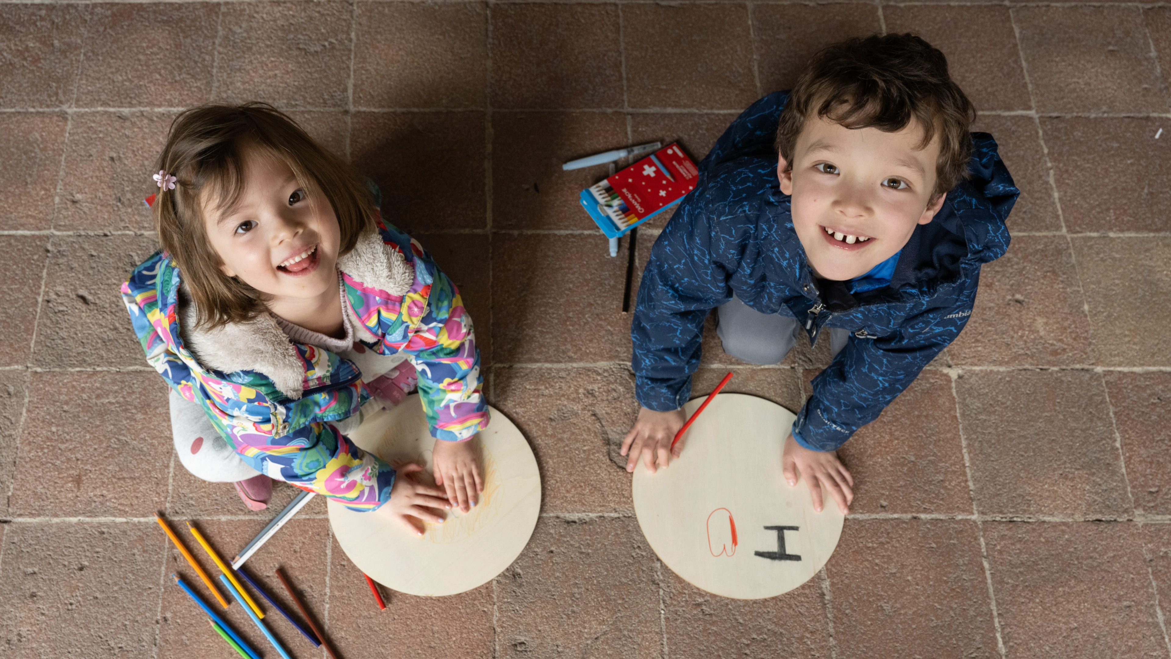 An image of children working on an art project at the Museum. 