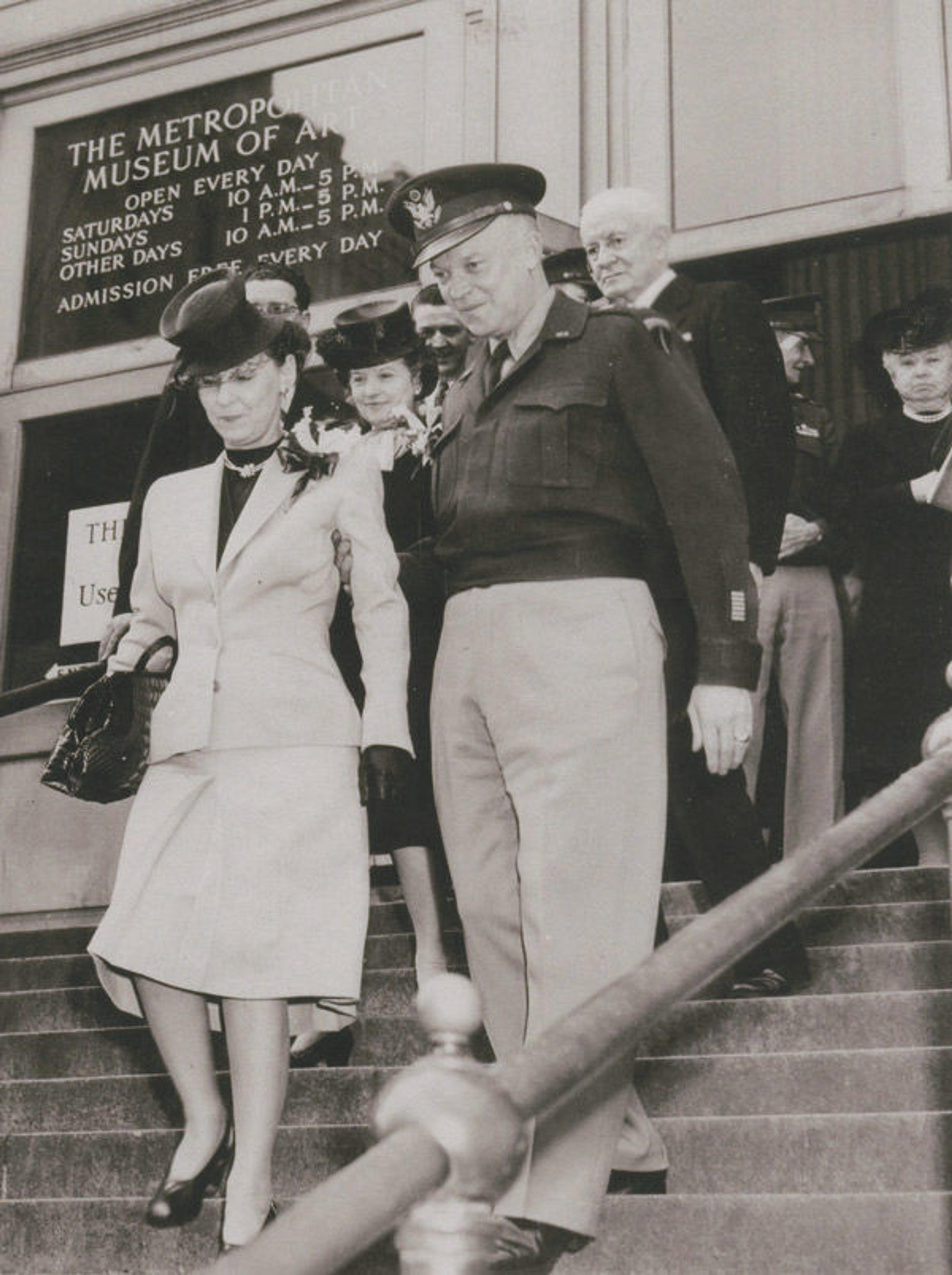 General and Mrs. Eisenhower leaving The Metropolitan Museum of Art, April 2, 1946