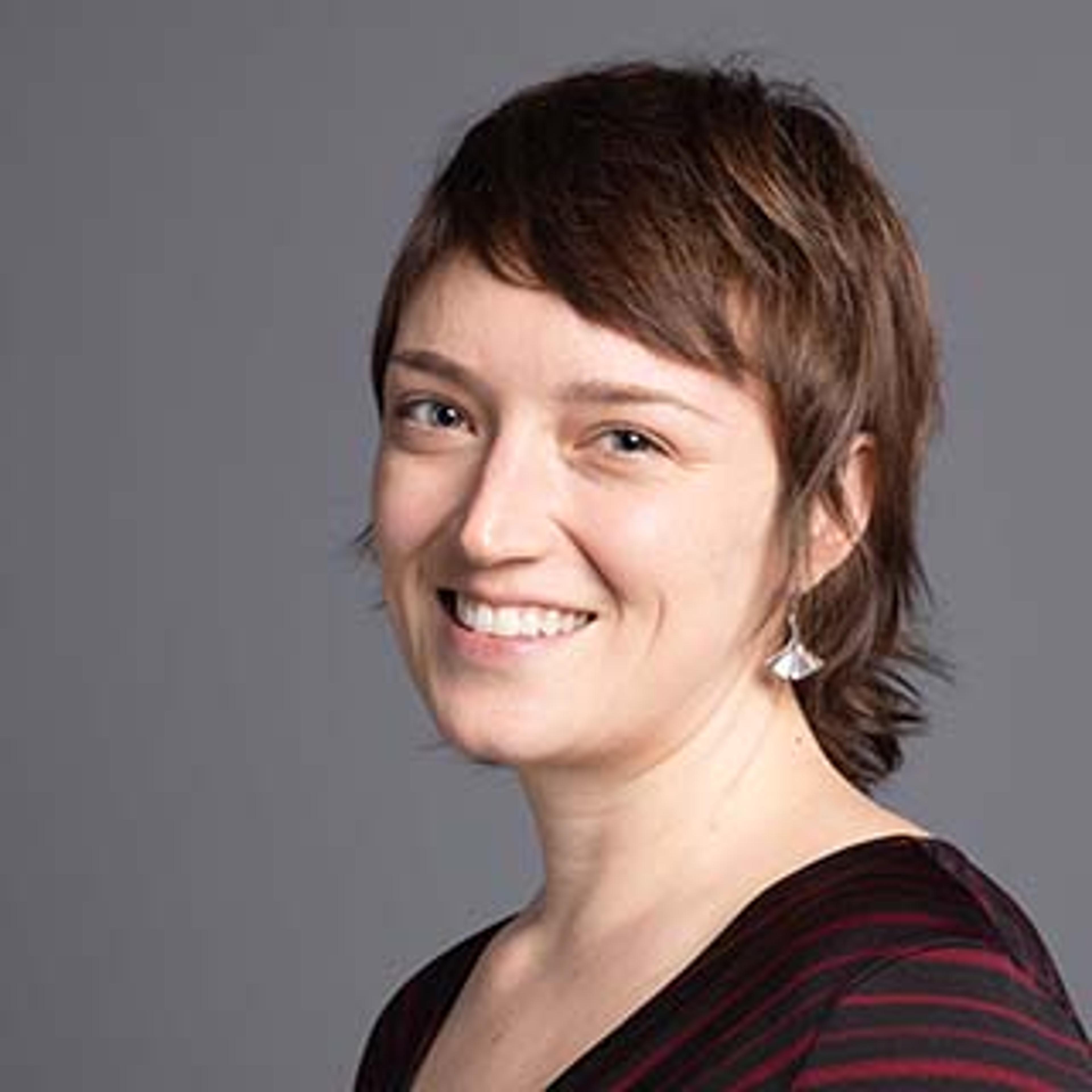 Headshot of Lindsay Rowinski