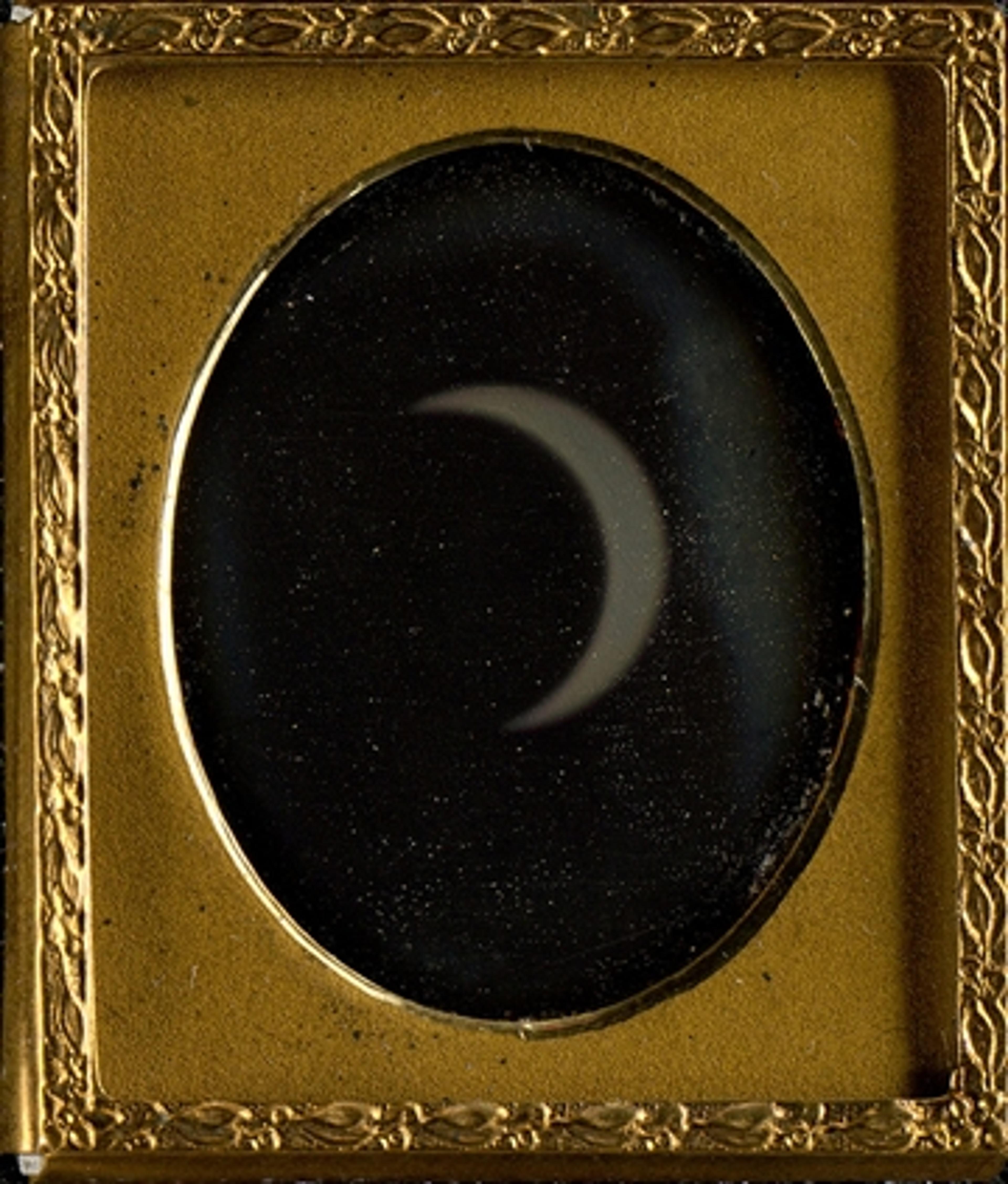 A daguerreotype photograph of a total solar eclipse by William and Frederick Langenheim
