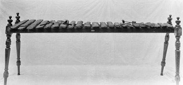 William Till. Rock Harmonicon, ca. 1880. British. Gneiss and hornblende schist; Overall: H. 106.7 x L. 247.7 cm (42 x 97 1/2 in.). The Metropolitan Museum of Art, New York, The Crosby Brown Collection of Musical Instruments, 1889 (89.4.2931)