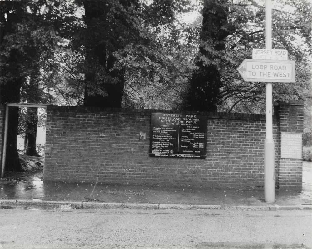 Osterley neighbourhood photographs
