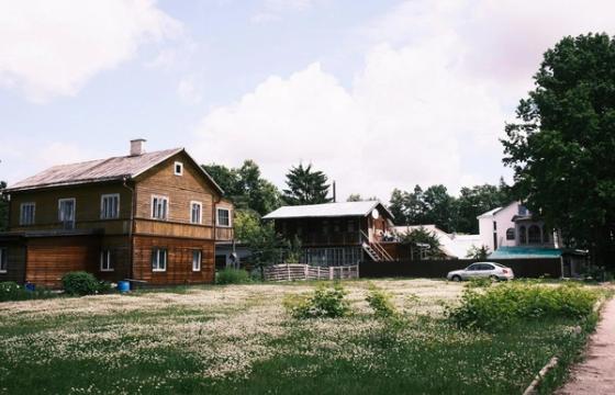 Ateities gatvėje automobilis pakilo į orą — liudininkas pasakoja, ką matė