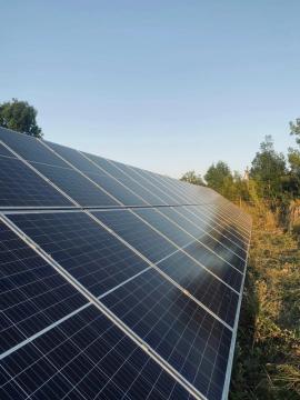 Saulės jėgainės per savaitę pagamino daugiau elektros nei vėjas — ką tai keičia jūsų sąskaitoje