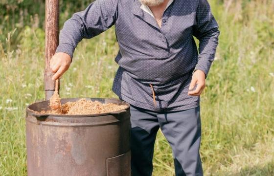 16 komandų lauko virtuvėse: kariuomenė pirmą kartą išbando virėjus kovinėmis sąlygomis