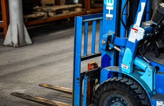 Krautuvų servisas: kaip išvengti brangaus remonto ir prailginti įrangos tarnavimo laiką