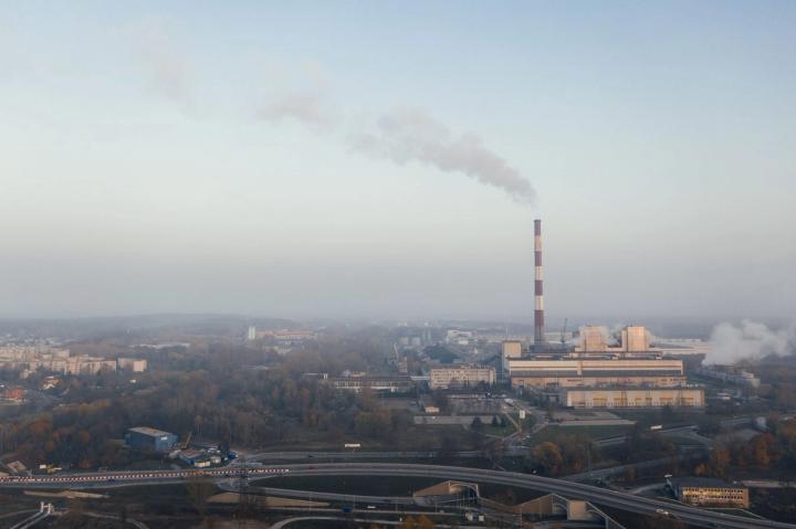 Ilinojuje sukurtas įrenginys siurbia CO2 iš oro: tyrėjai remiasi akumuliatoriaus ciklu