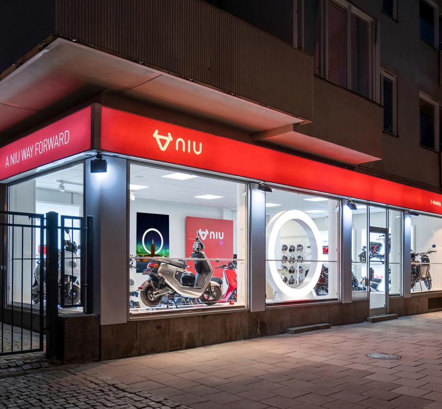 Flagship Store