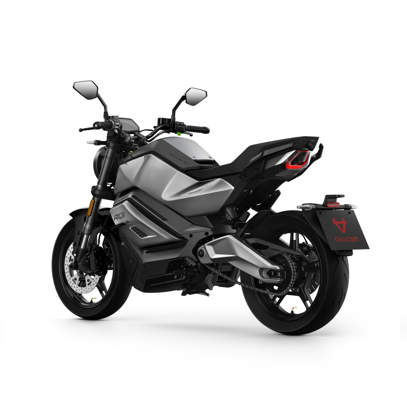 NIU RQi Sport en plata, vista tres cuartos trasera
