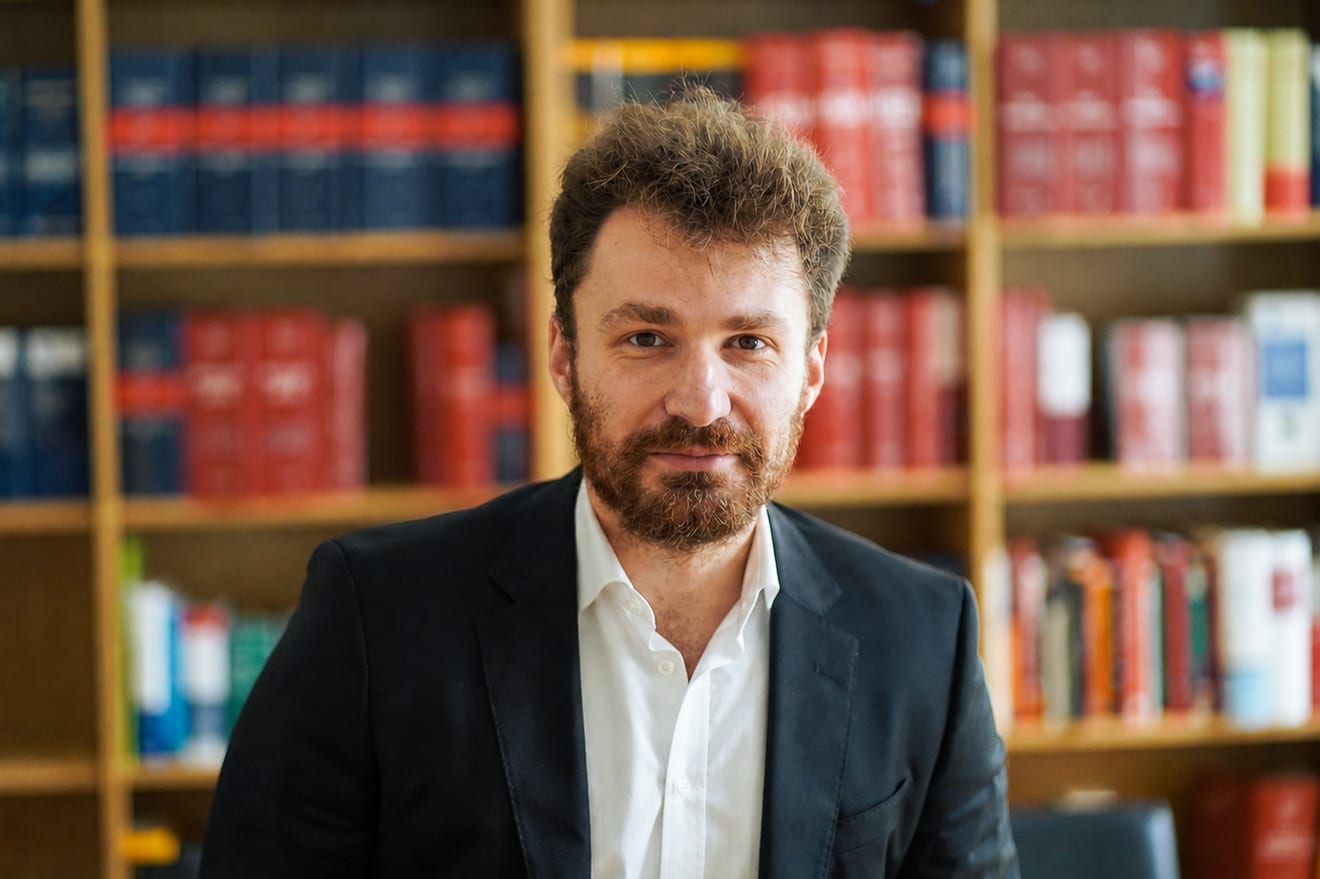 Mag. Petar Nenadovic