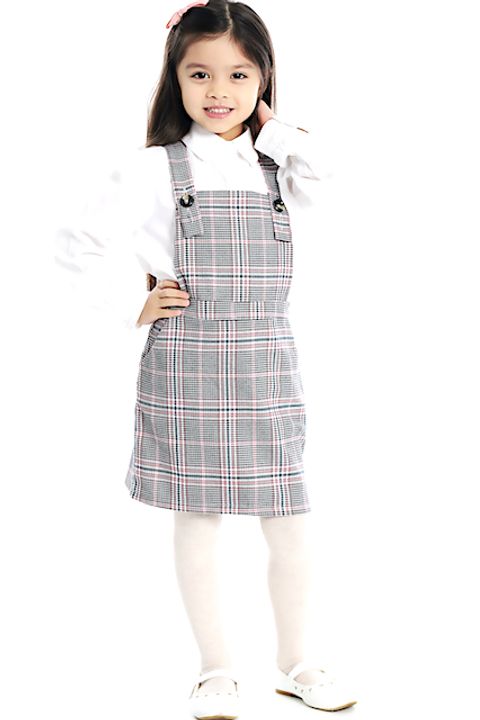 Mia W. 3