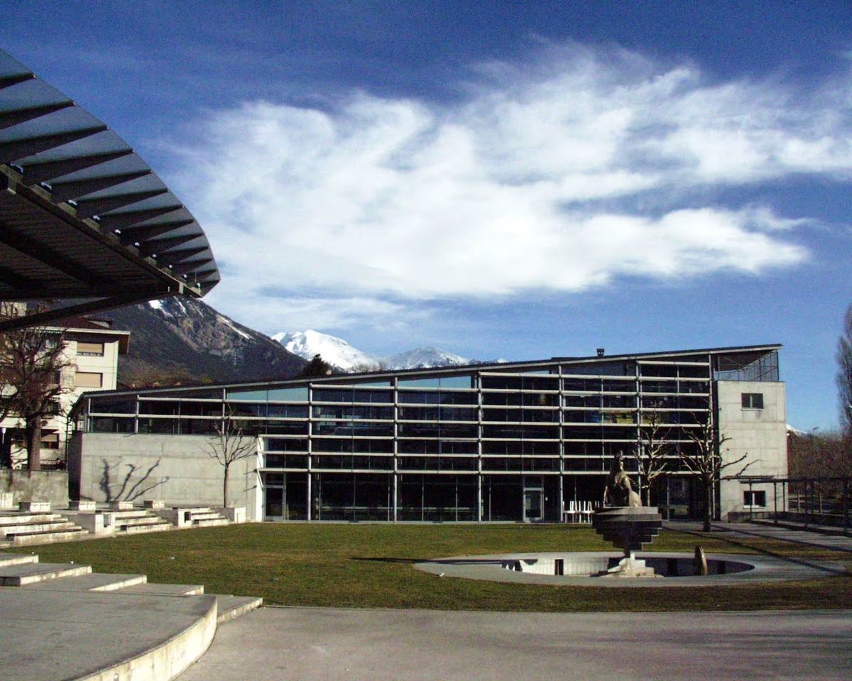 Bibliothèque - Médiathèque - Ludothèque