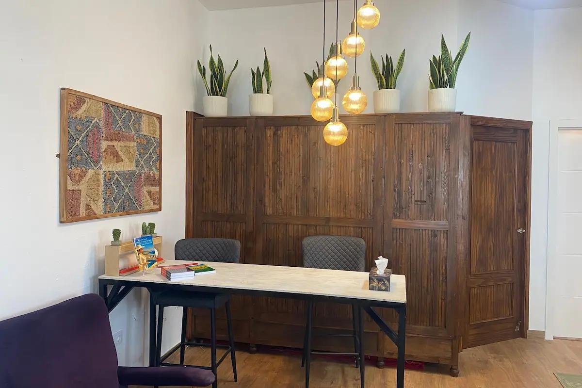 Storage and a high table at DeskSpace