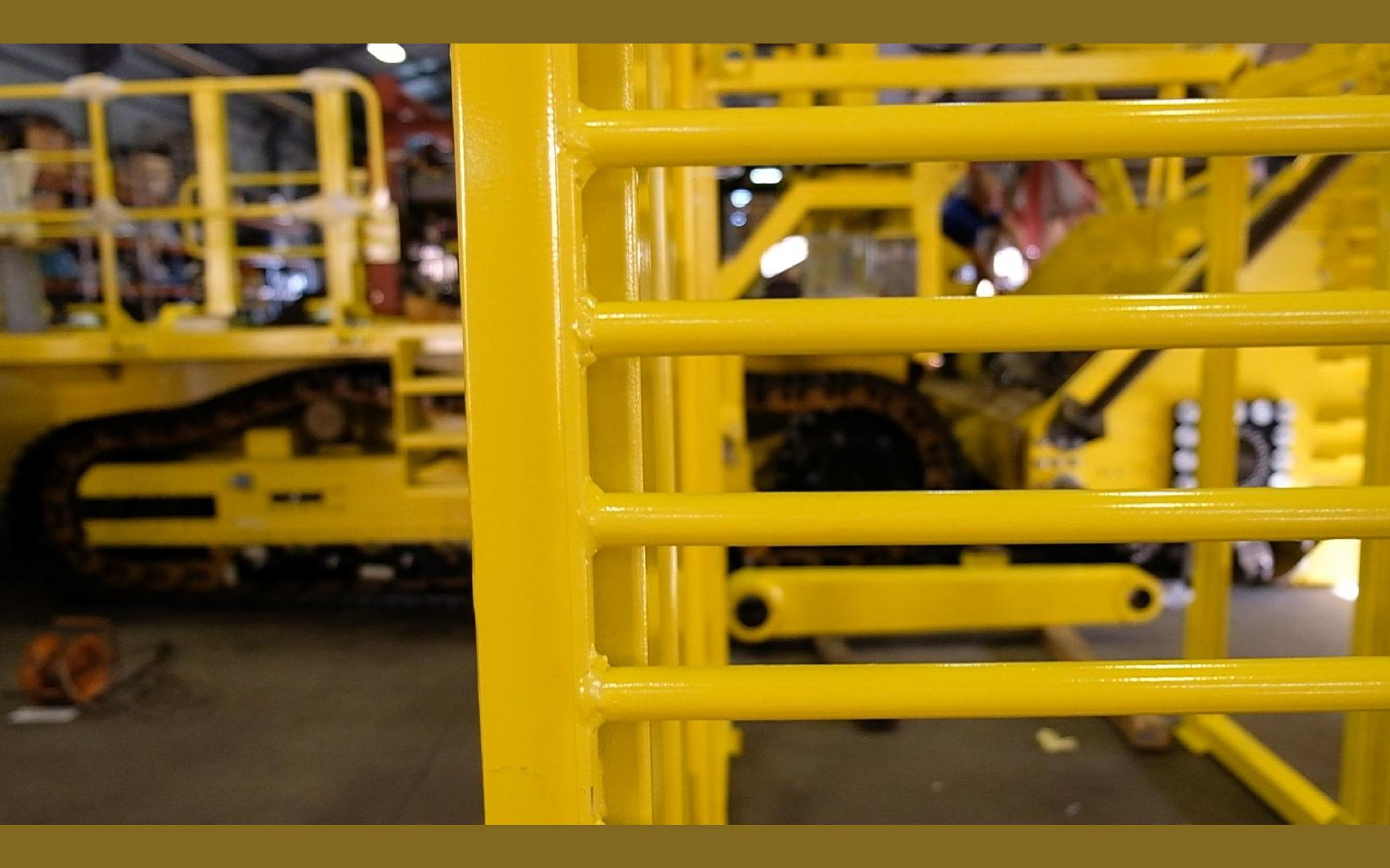 Salt harvester build, June 2022: frame, tracks and drivetrain, shoot 11