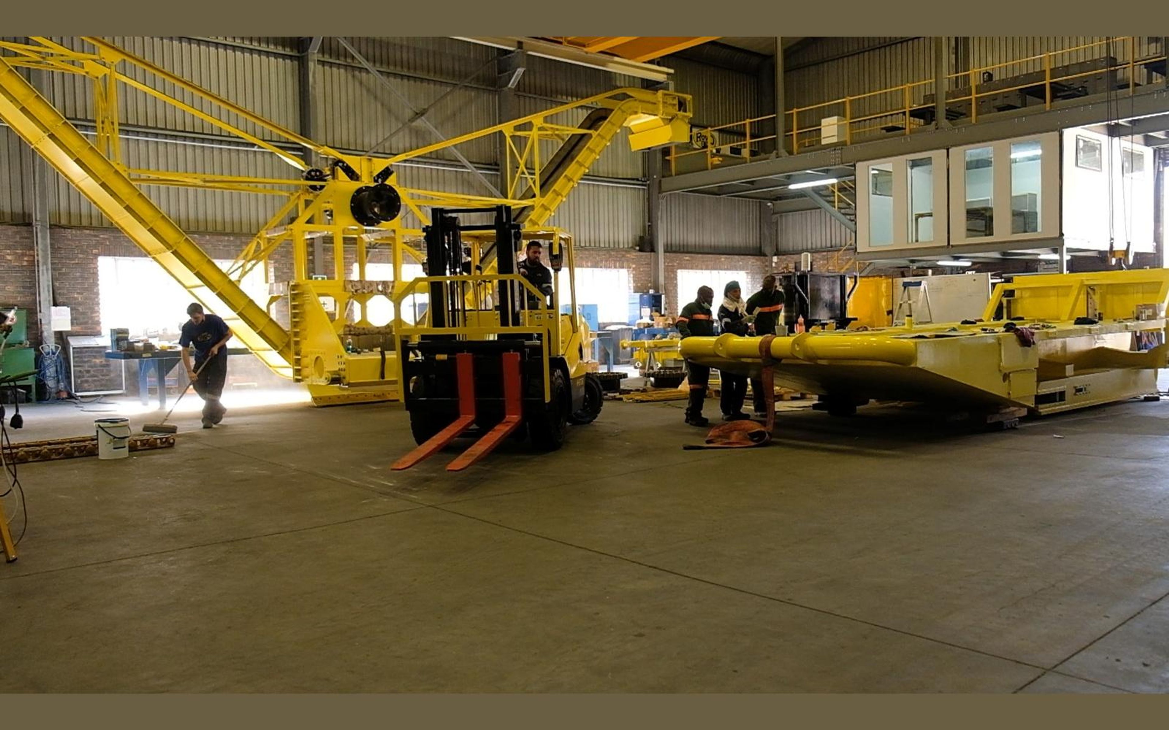 Salt harvester build, May 2022: chassis sections and components, shoot 6