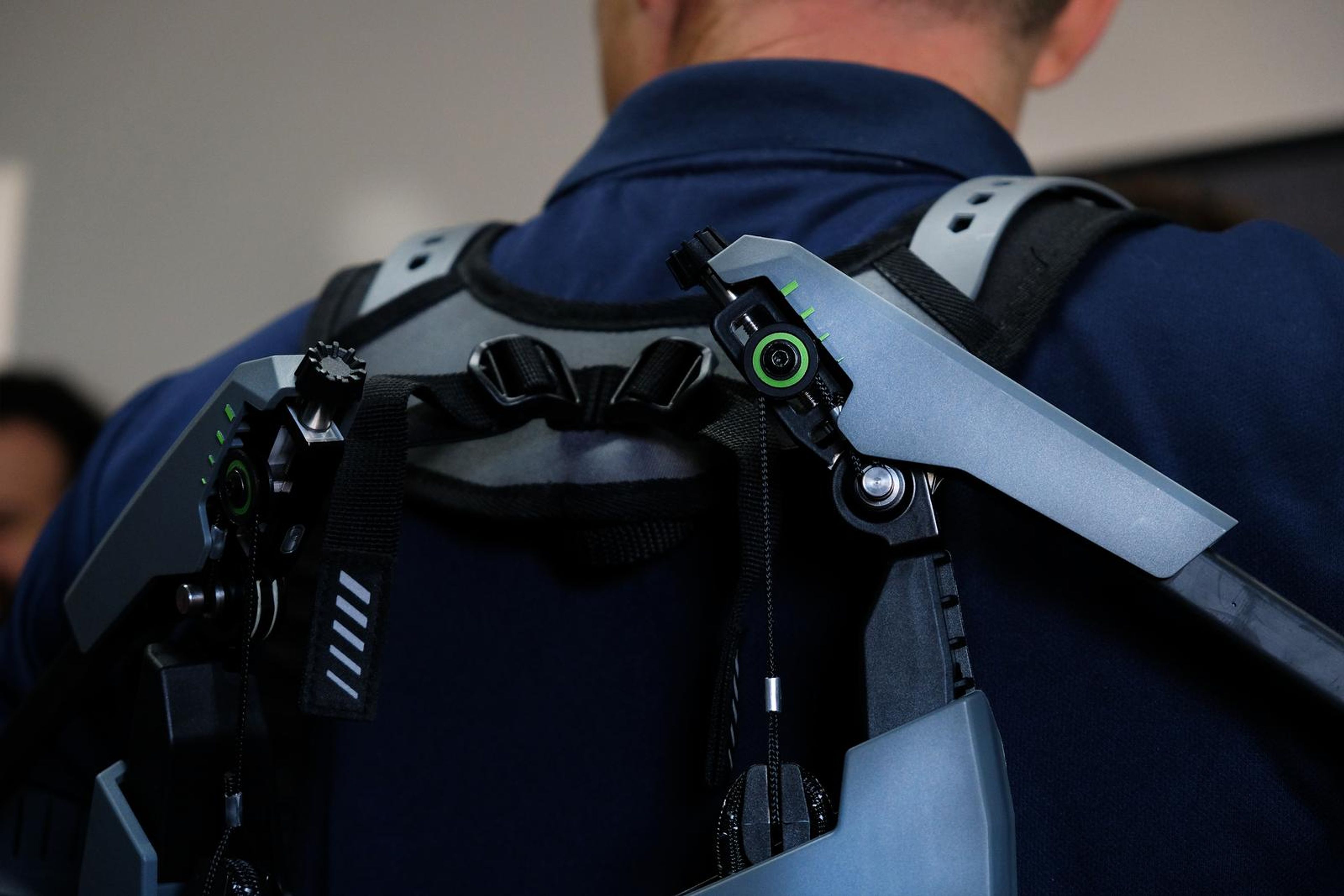 Exoskeleton shoulder frame and straps from behind