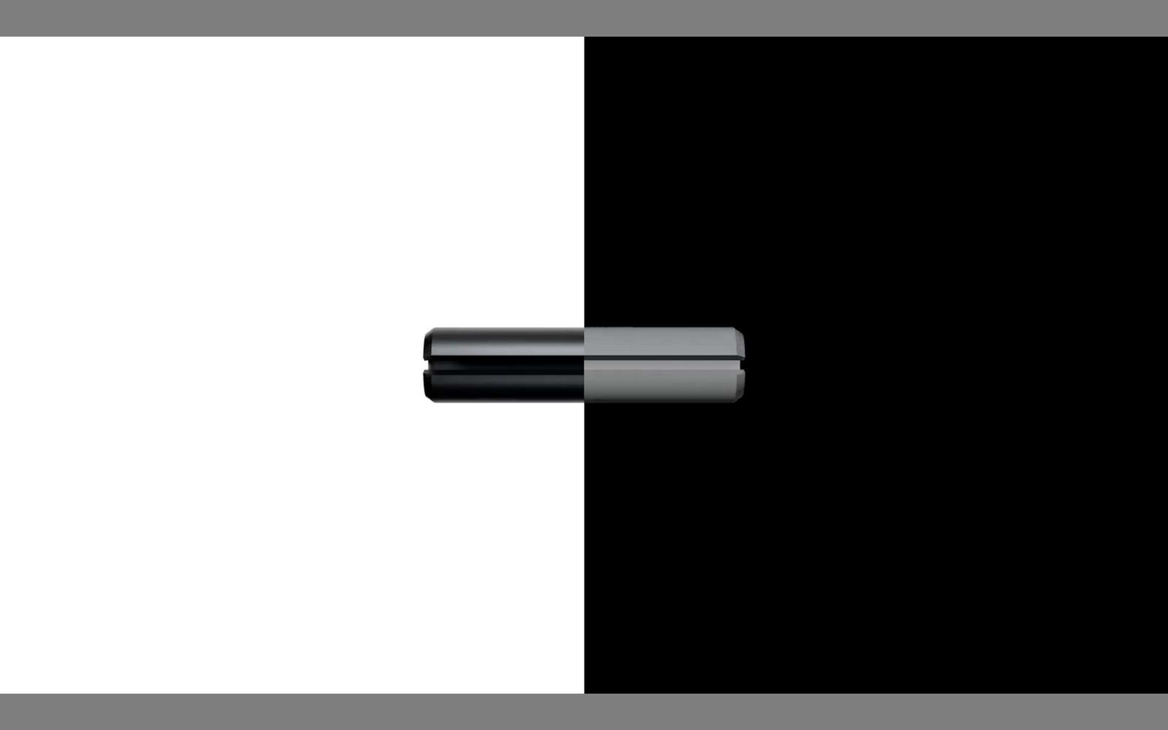 3D progress reveal: a roll pin half revealed