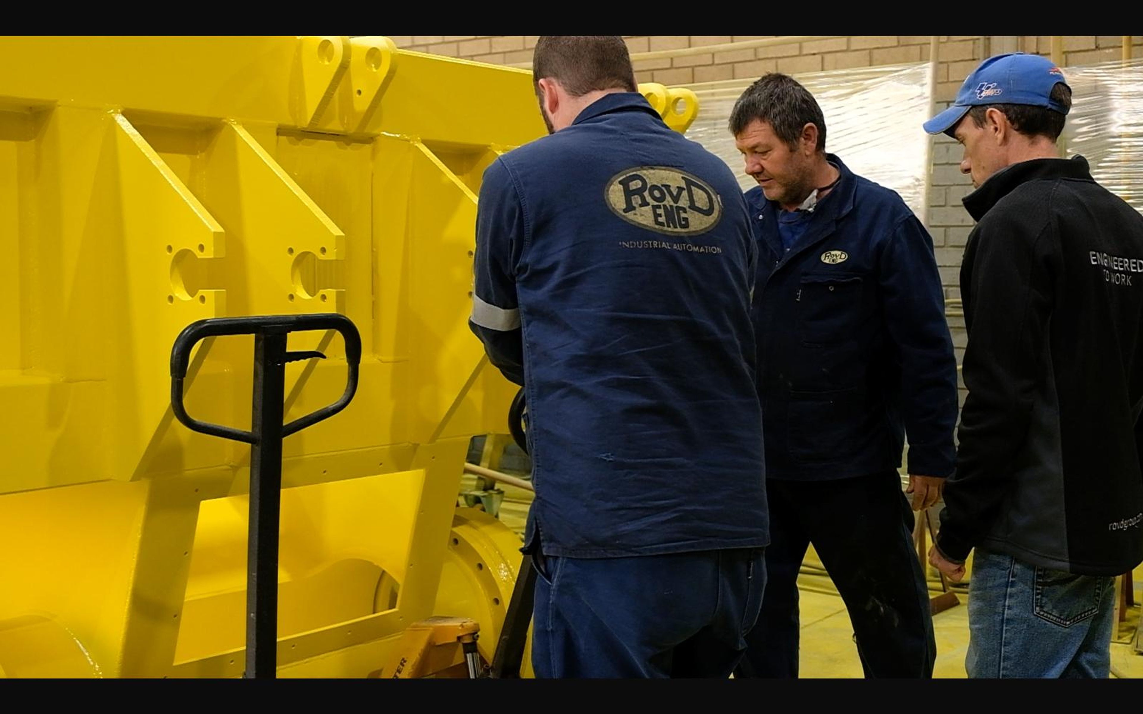 Assembly of the salt harvester, May 2022: chassis sections and components, shoot 3