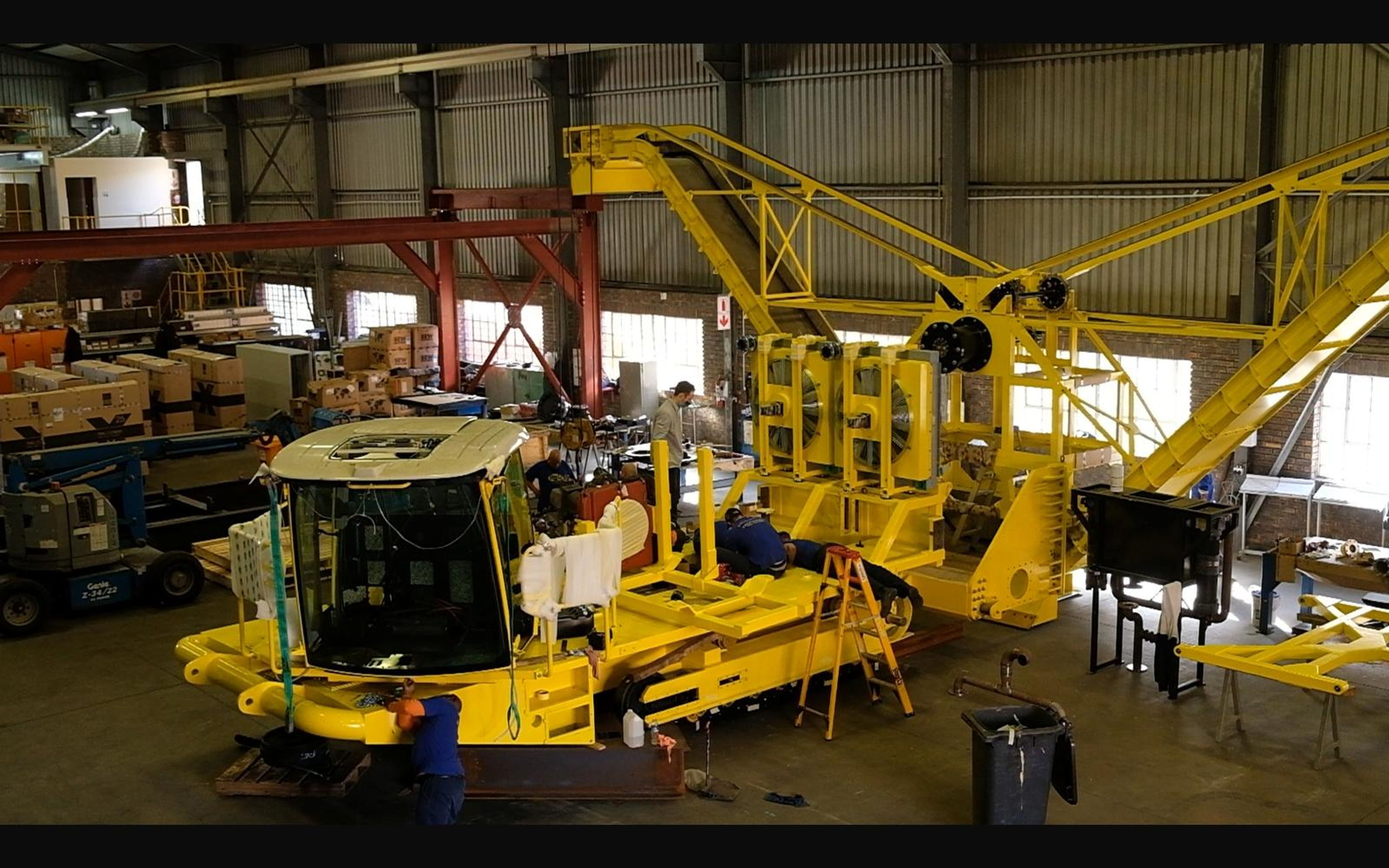 Salt harvester build, June 2022: frame, tracks and drivetrain, shoot 8