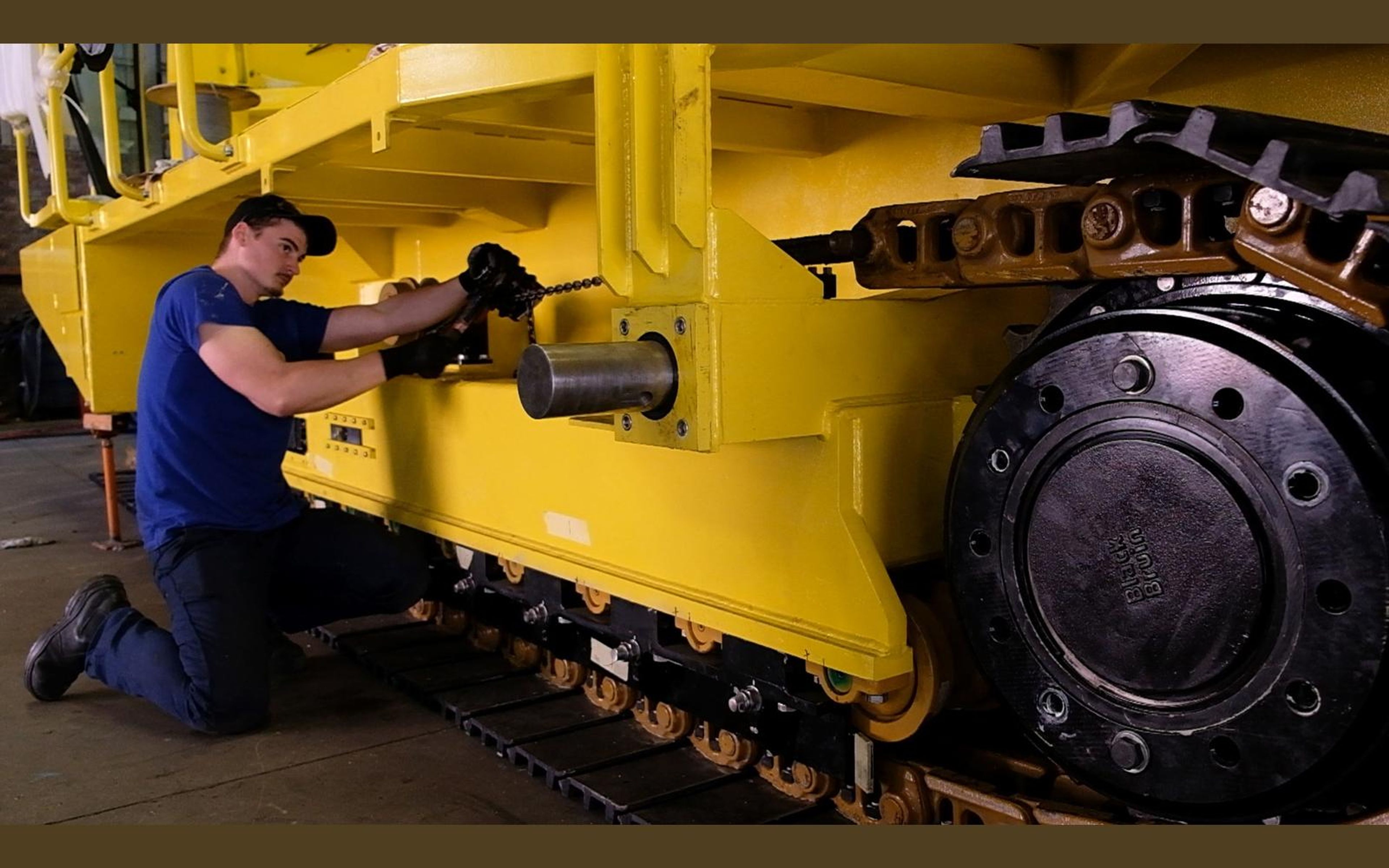 Salt harvester build, June 2022: frame, tracks and drivetrain, shoot 11