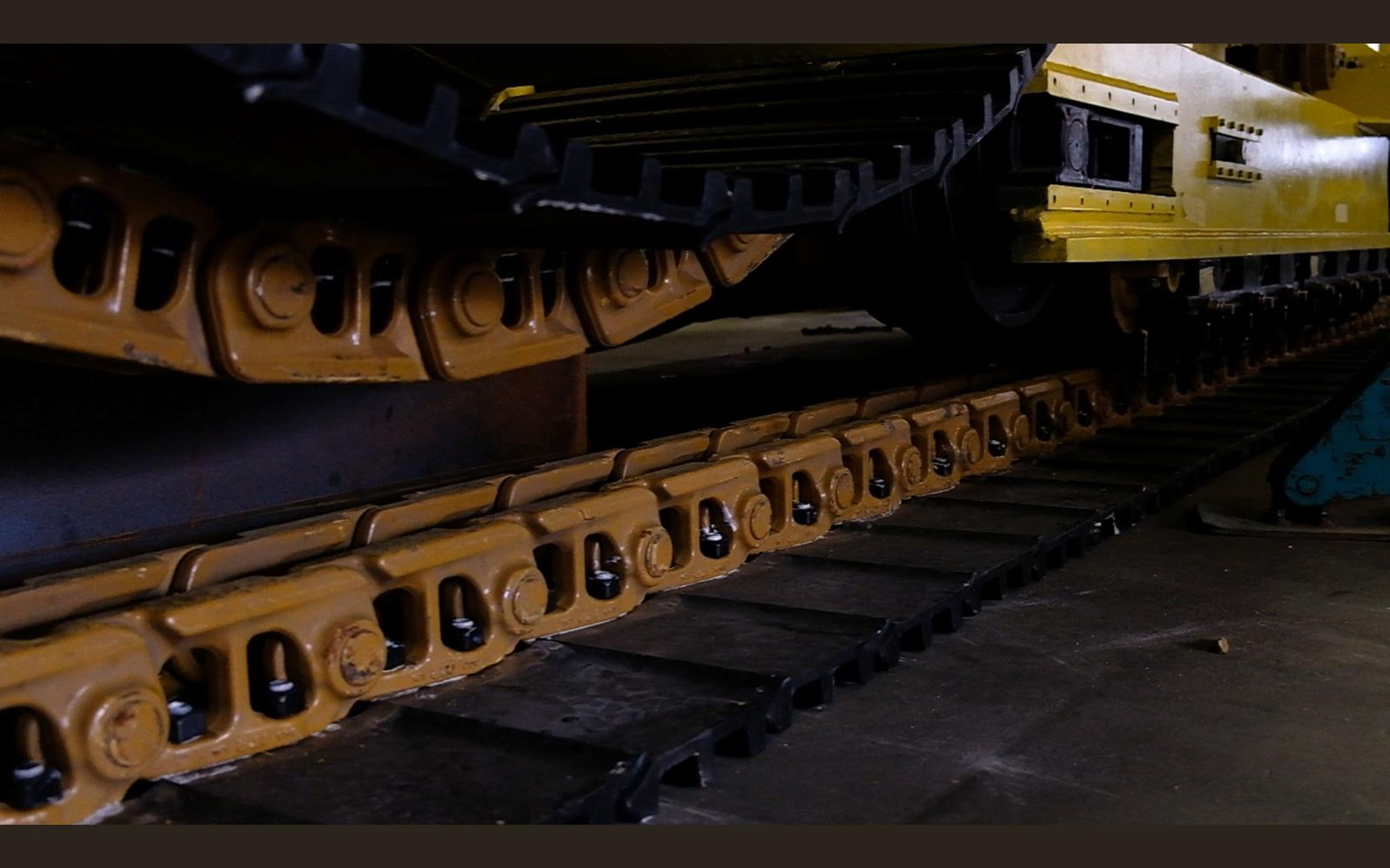 Salt harvester build, June 2022: frame, tracks and drivetrain, shoot 10
