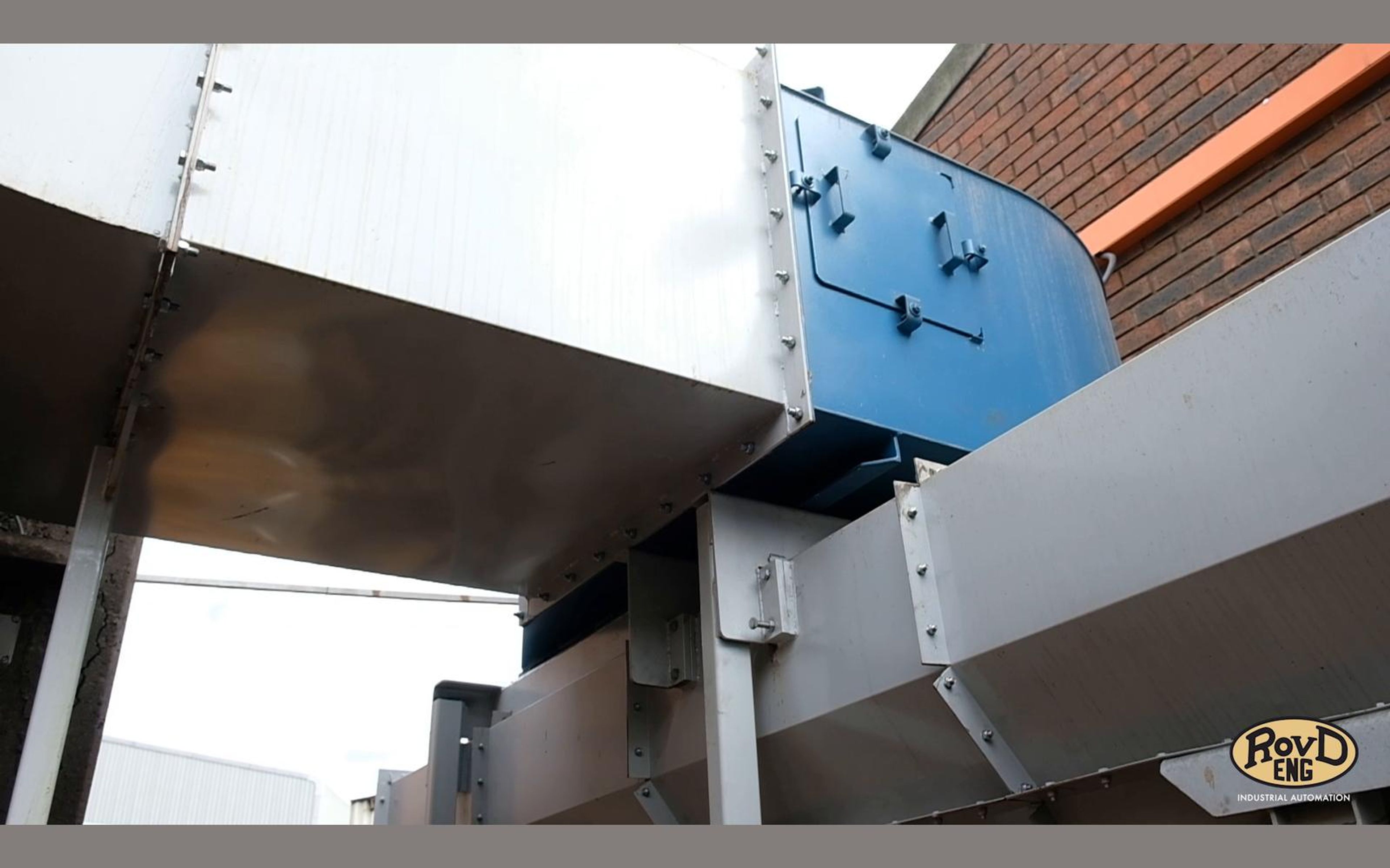 Steel duct reaching to a roof opening