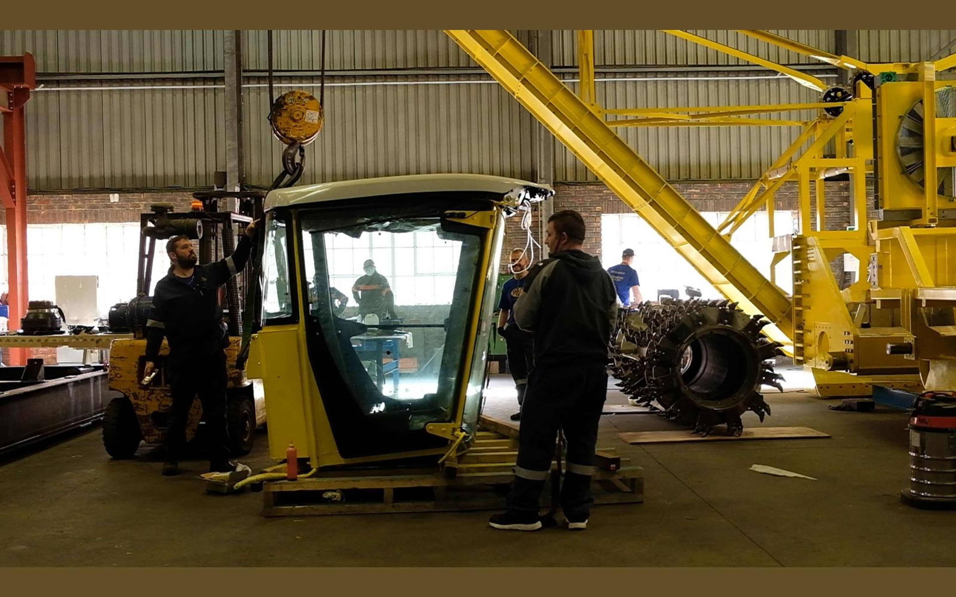 Salt harvester build, June 2022: frame, tracks and drivetrain, shoot 8